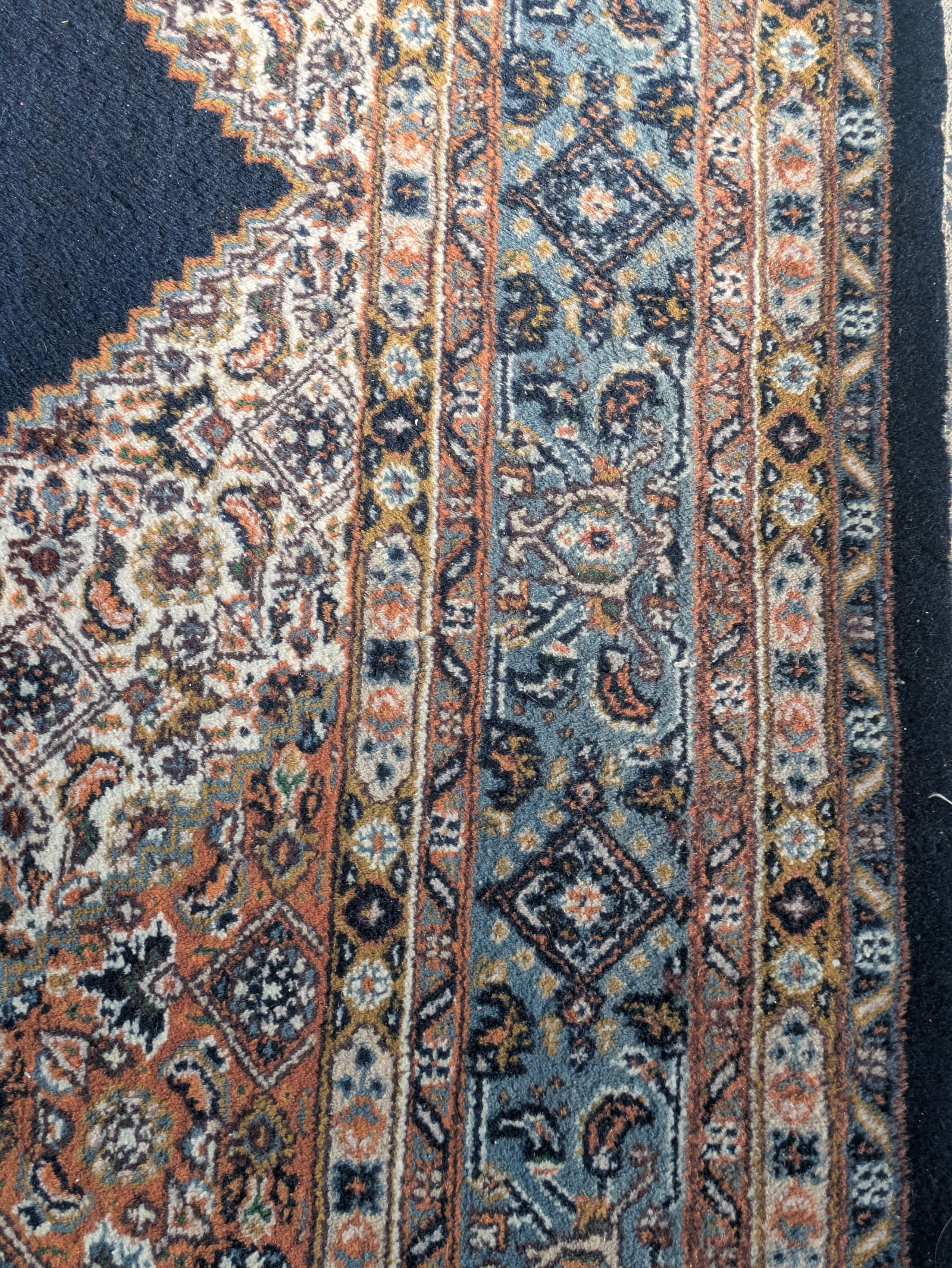Wool Oriental Carpet. - 3