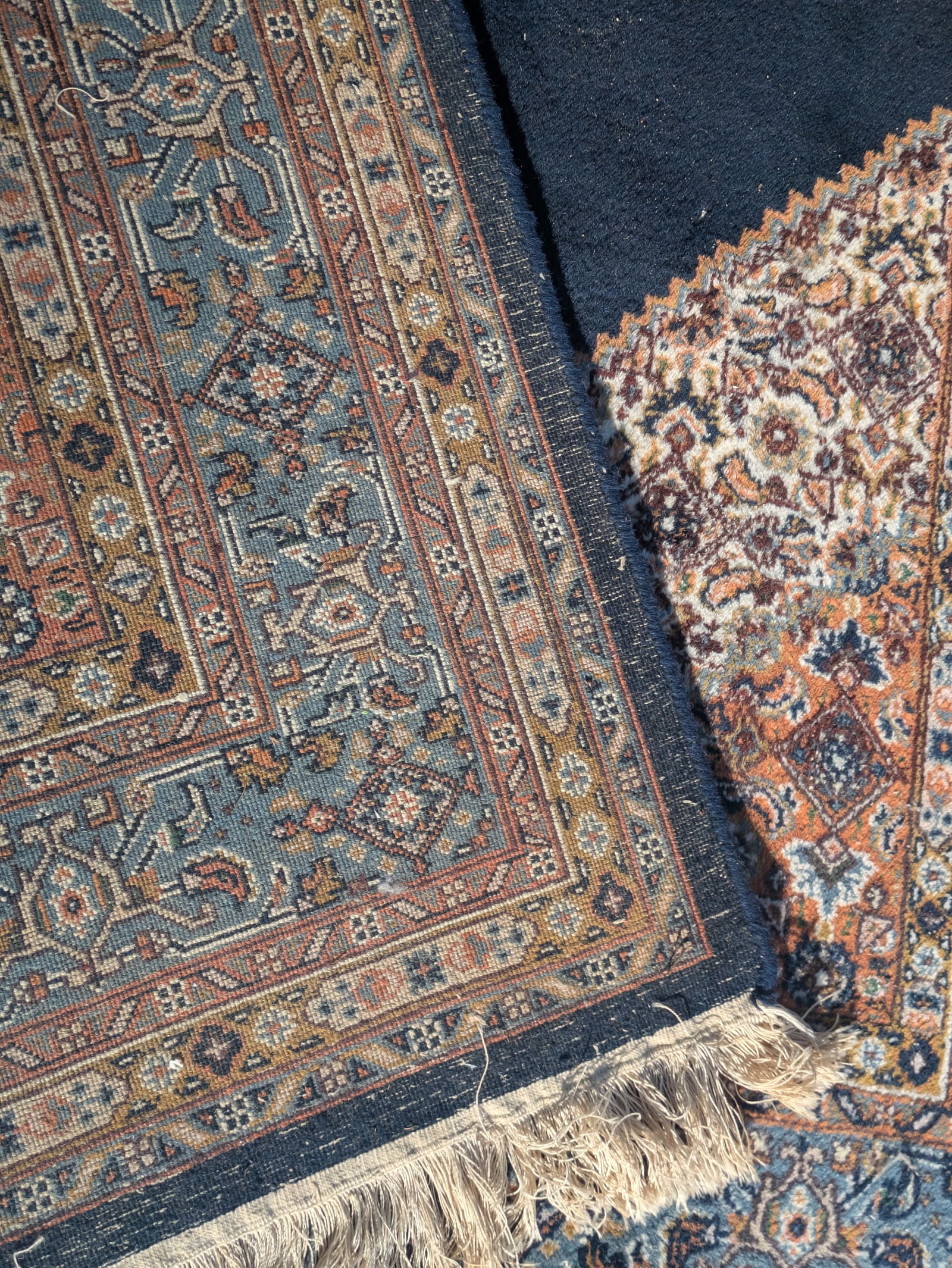 Wool Oriental Carpet. - 4