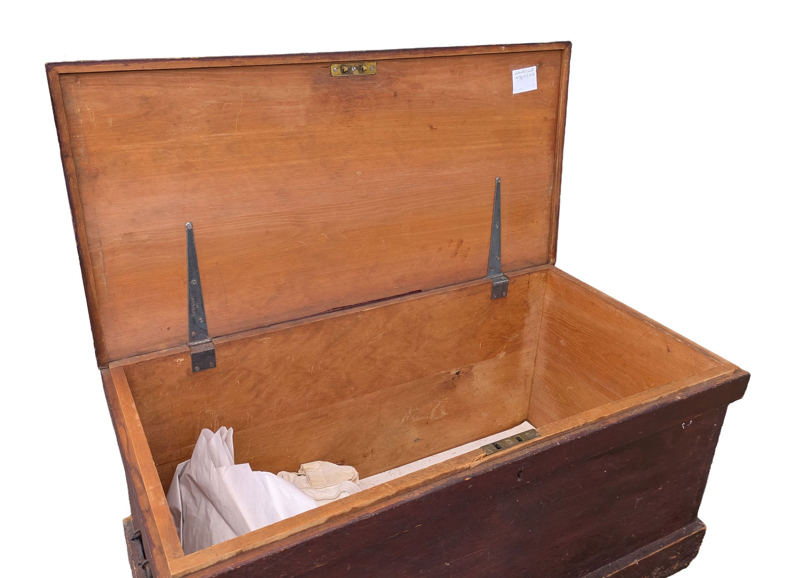 Large Wooden Trunk. - 2