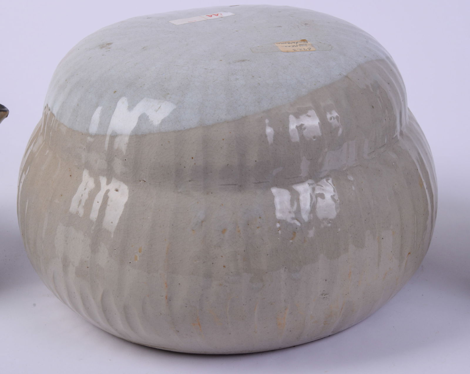 Three Chinese Porcelain Items. - 6