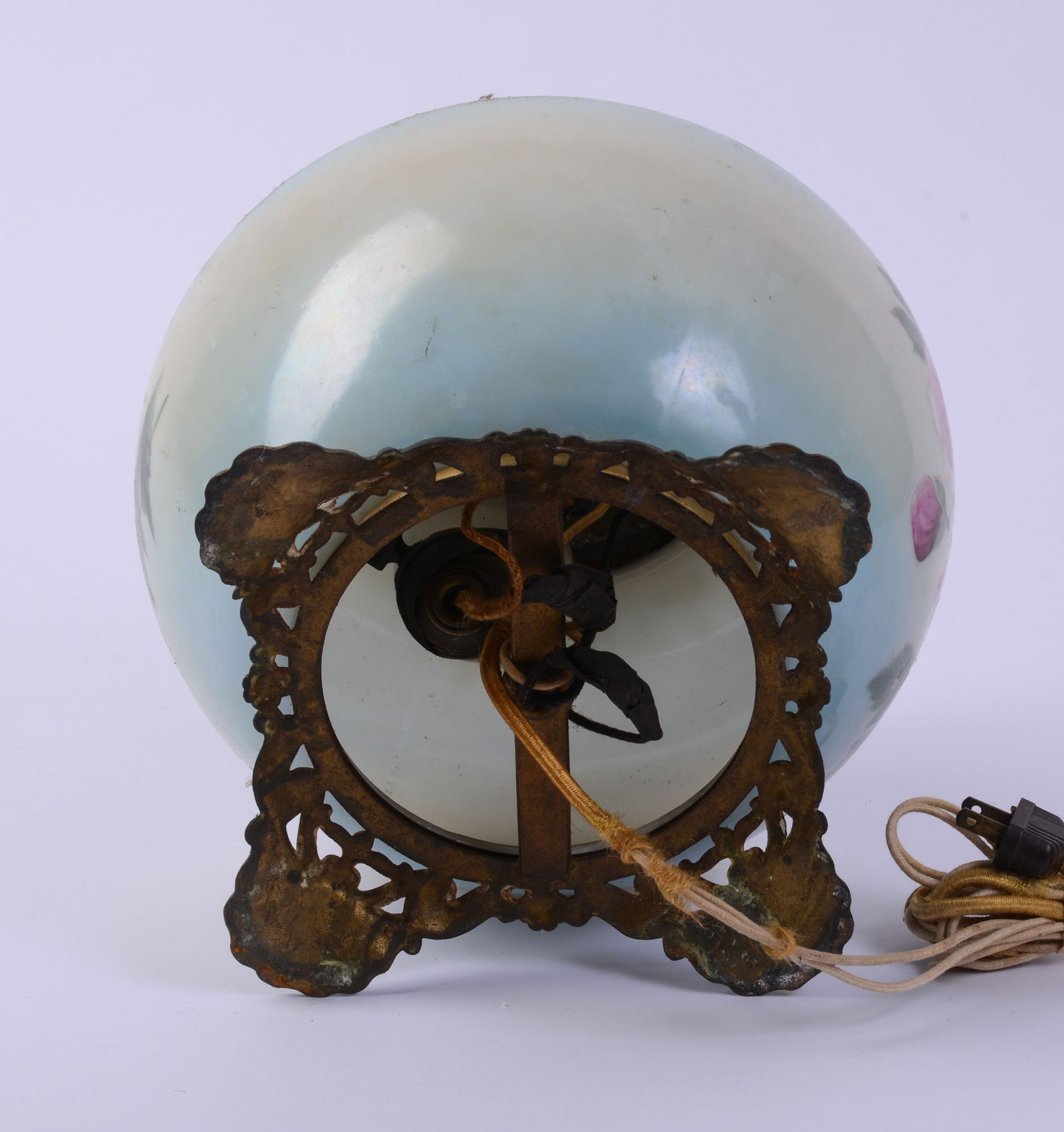 Gone With the Wind Lamp Base. - 3