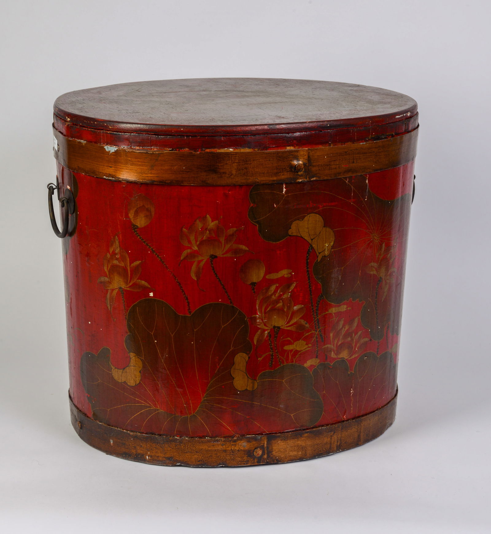 Large Red Lacquer Container. - 2