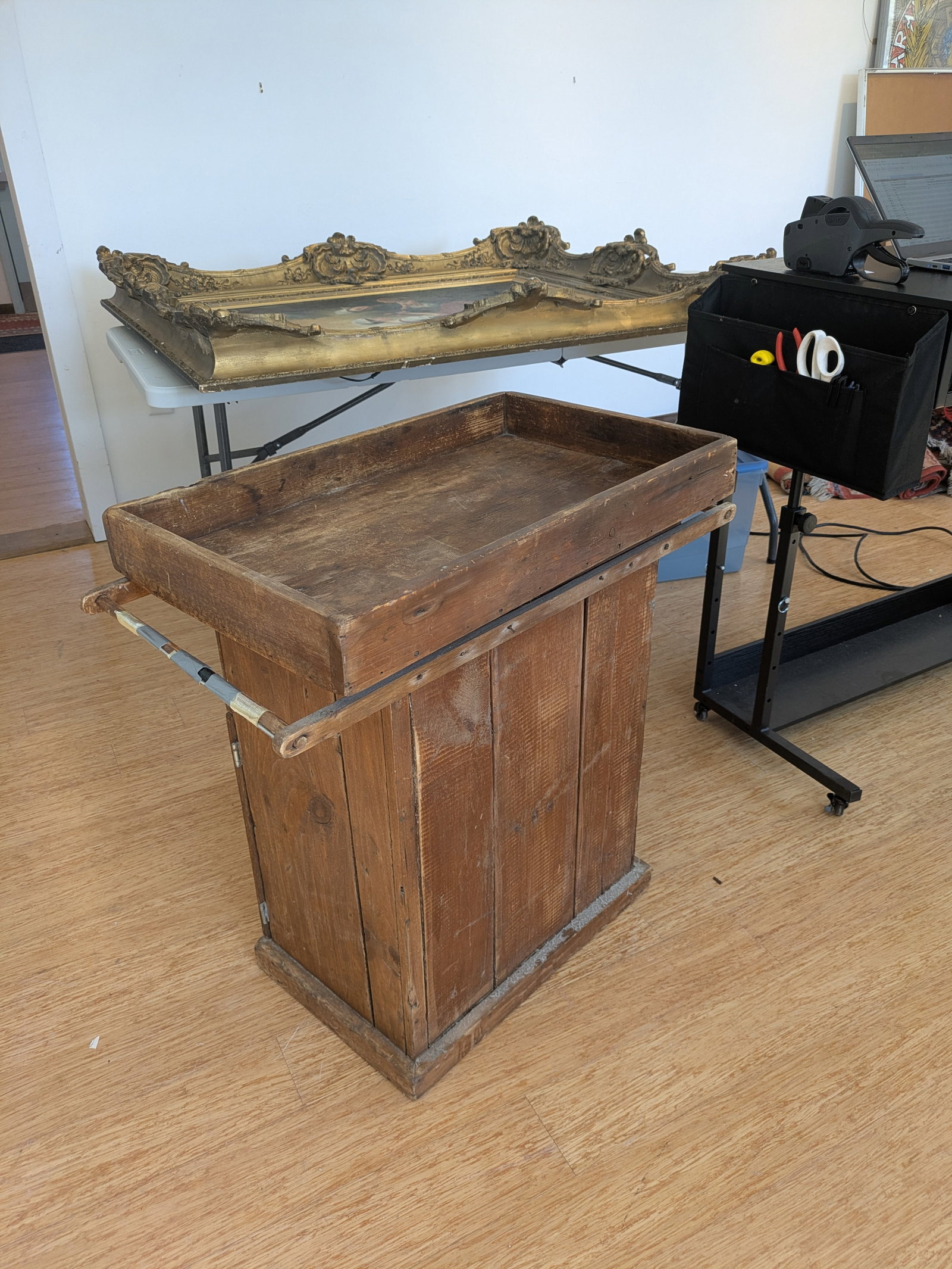 Country Pine Dry Sink. - 2