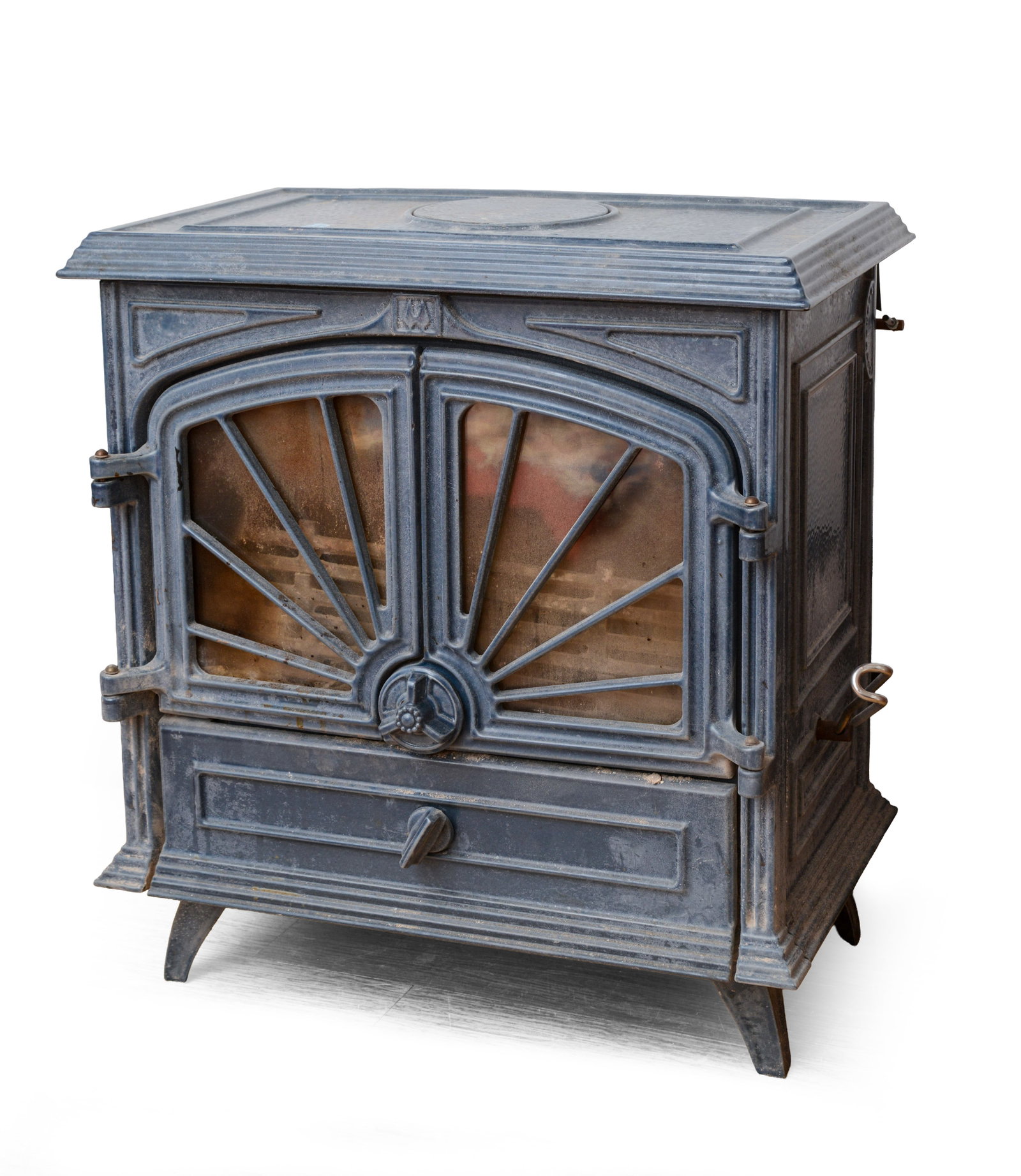 FRANCO BELGE LORRAINE COAL BURNING STOVE.: Height 27 inches, width 25 inches, depth 14 inches. Good condition, includes heat deflection screen. Can be converted to wood burning.