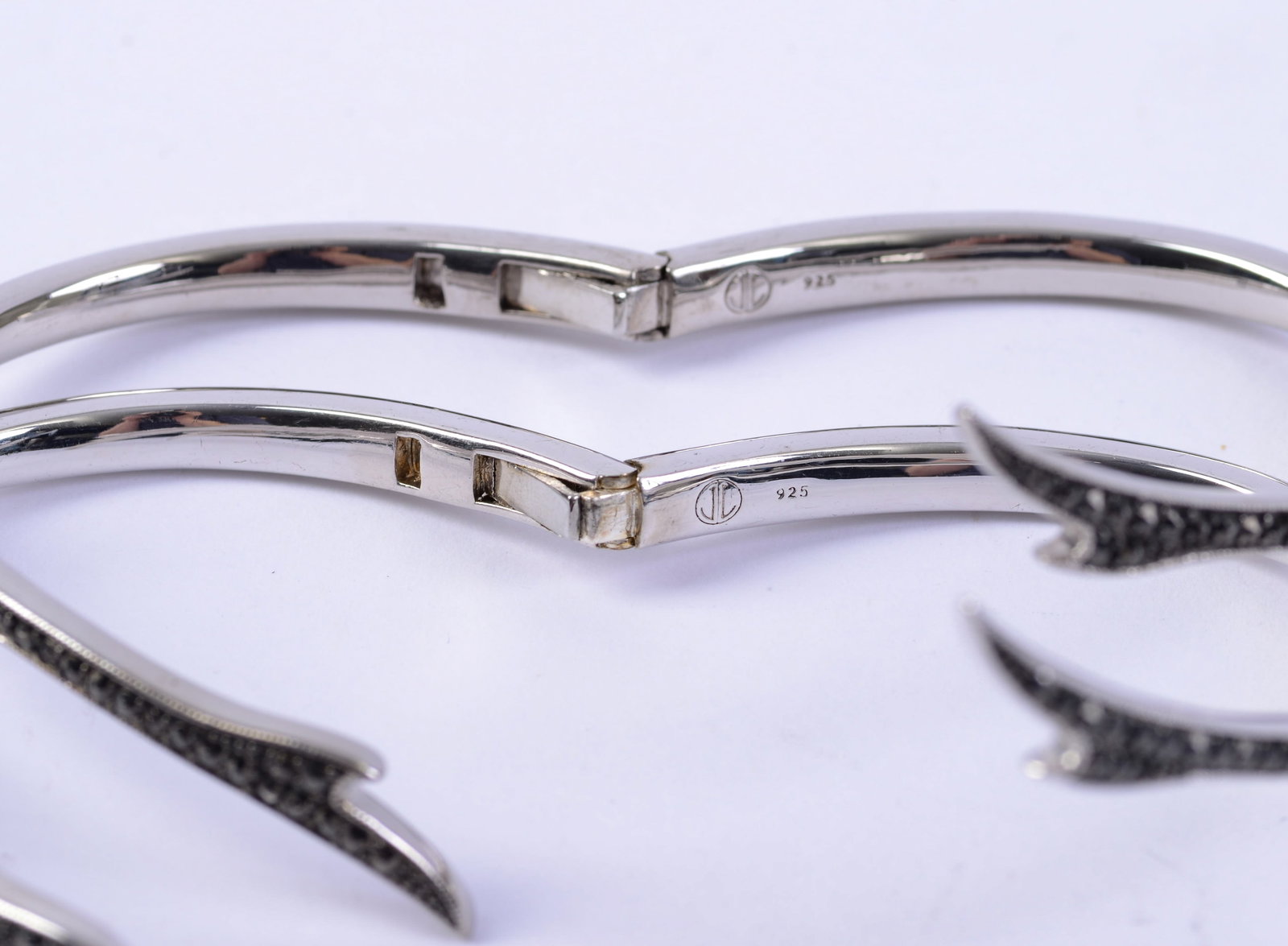 Two Jan Leslie Sterling Hinged Bracelets with Rhinestones. - 3