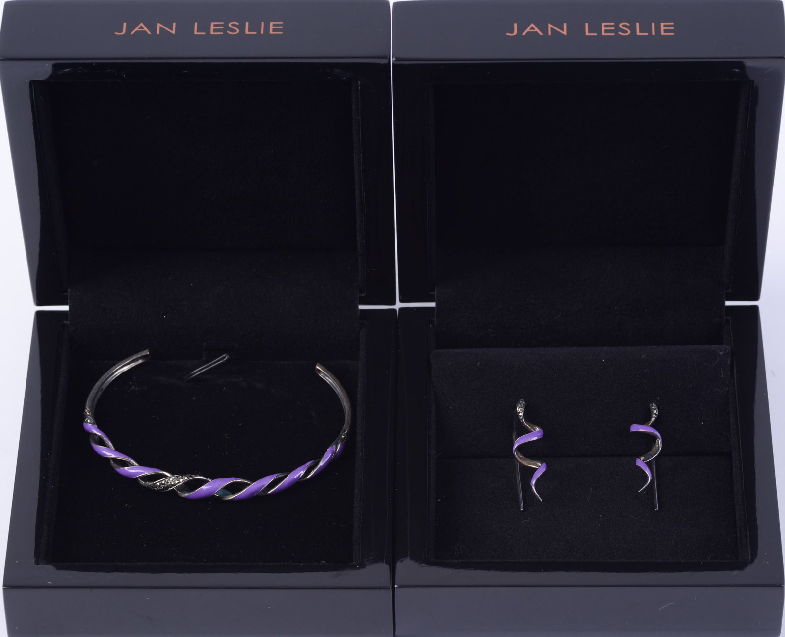 Jan Leslie Purple Reef Ribbon Bracelet and Earrings.: Width of bracelet 2.5 inches.