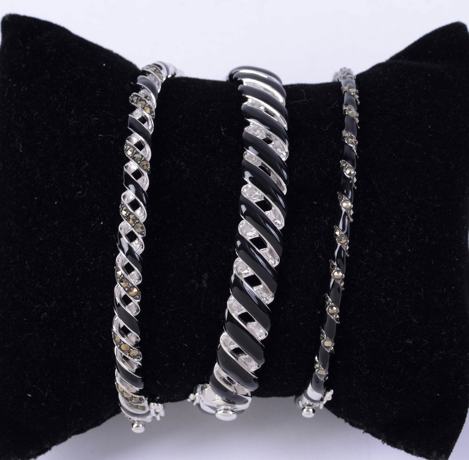 Three Jan Leslie Reef Ribbon Bracelets.: Width 2.25 inches.