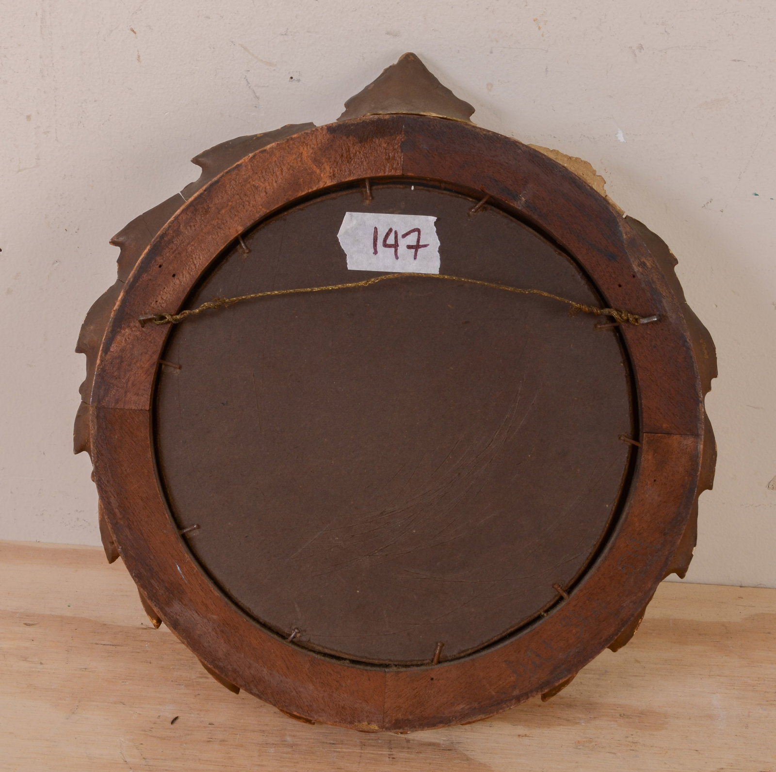 Small Round Mirror With Gilt. - 2