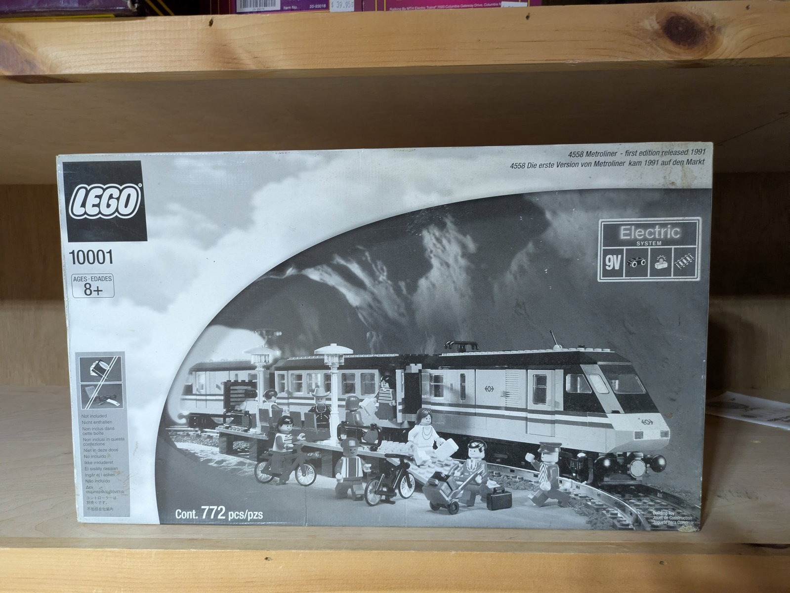 Lego 4558 Metroliner.: New in box.