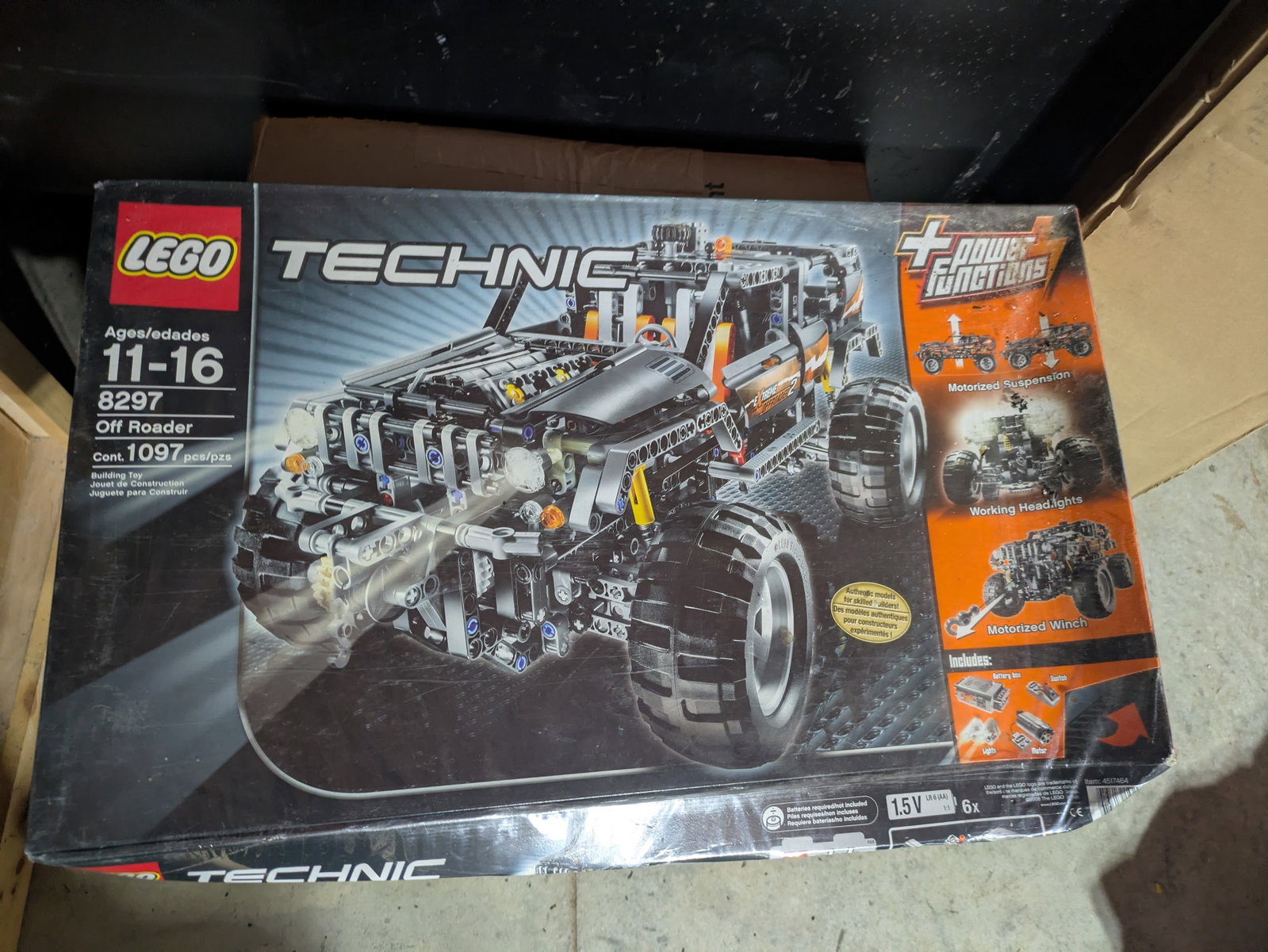 Lego Technic 8297 Off Roader.: New in box.