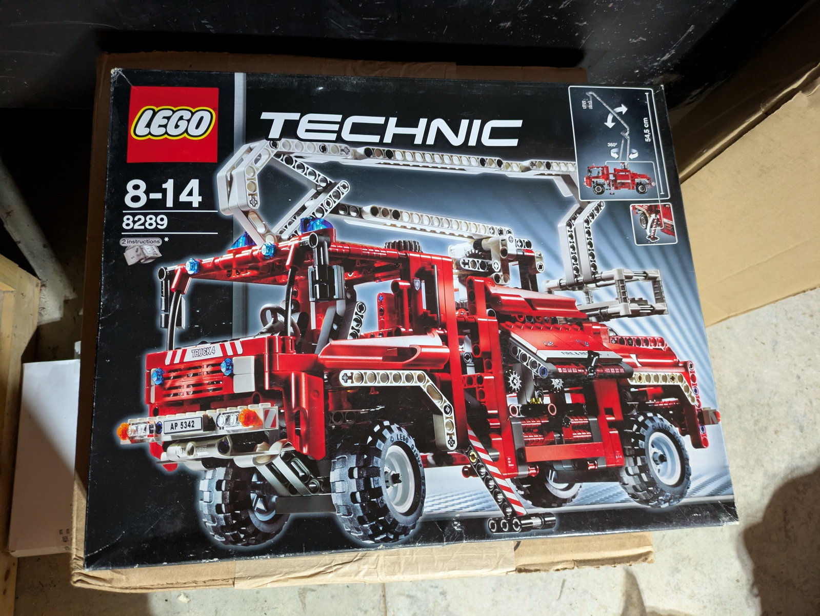Lego Technic 8289.: New in box.