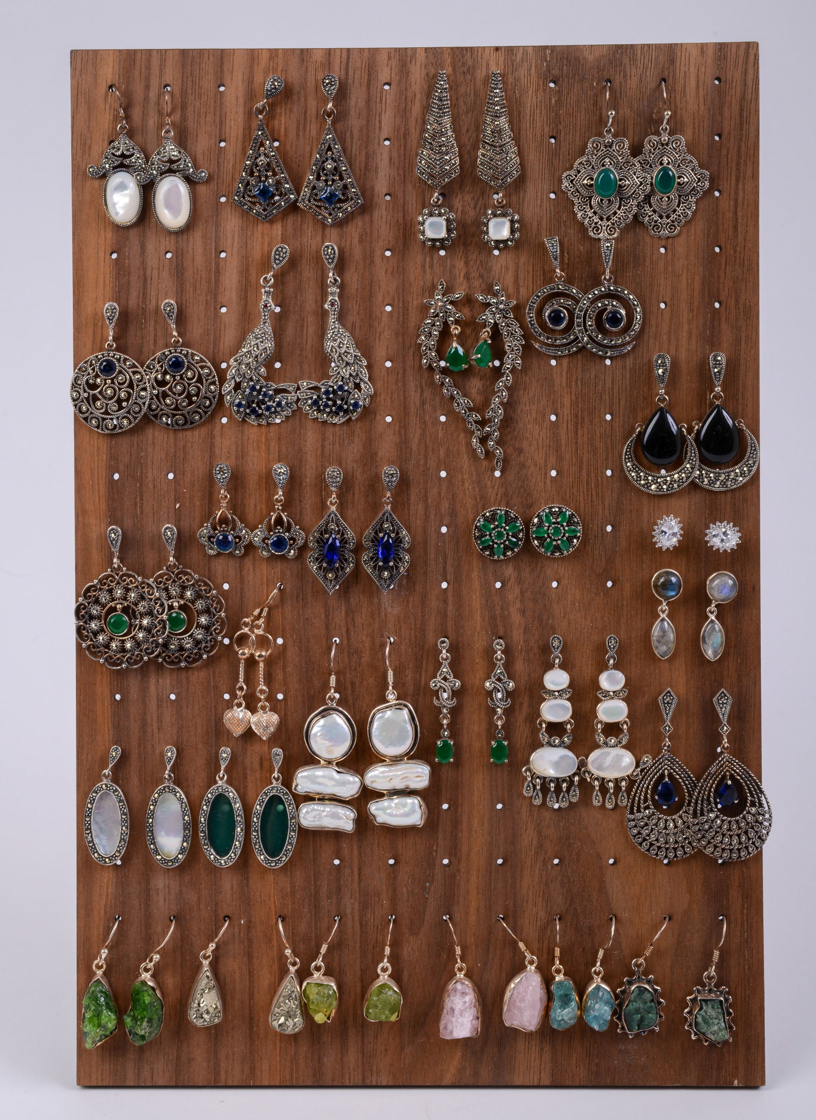 Large Group of Costume Earrings. (1 of 3)