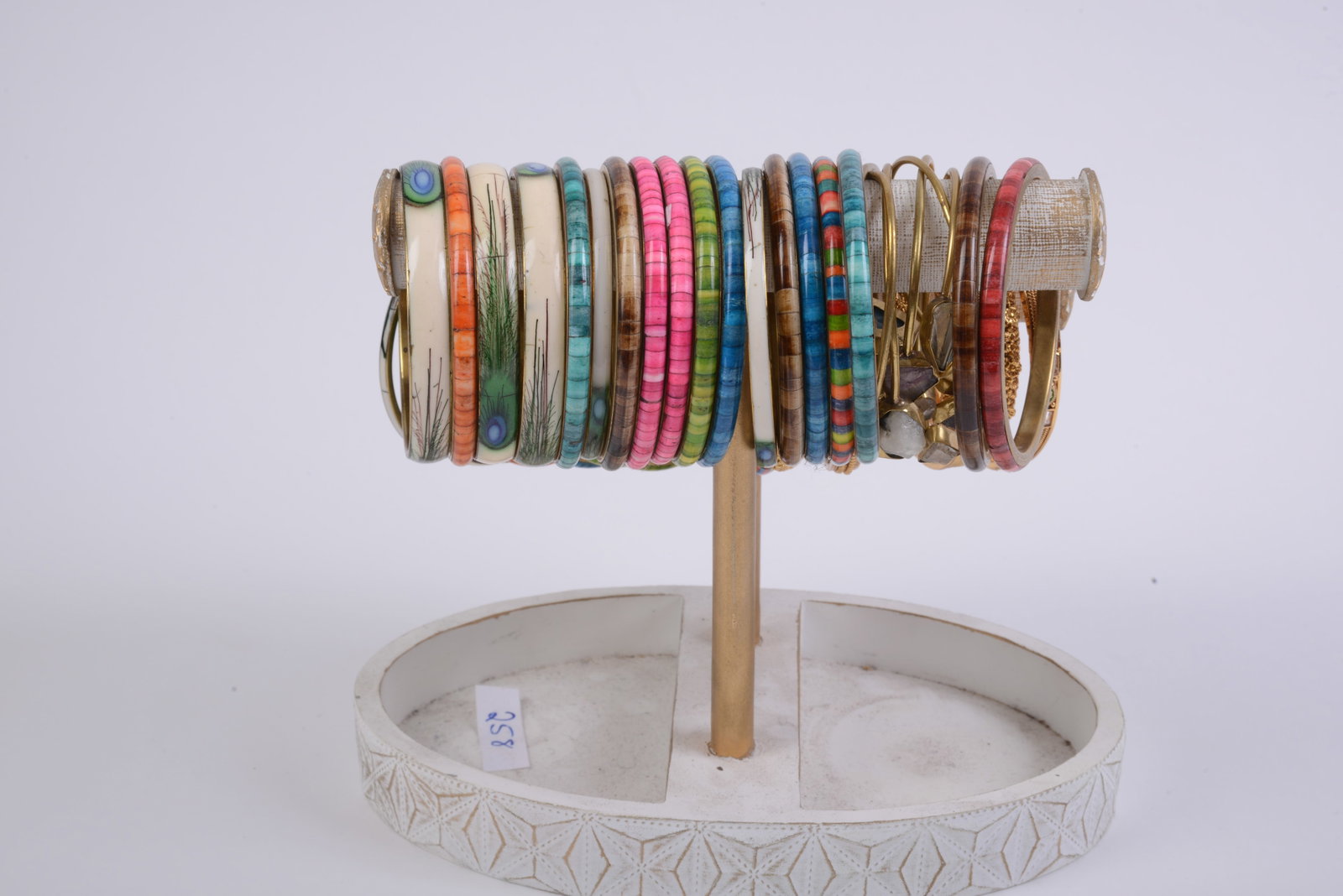 40 Bangle Bracelets. - 2