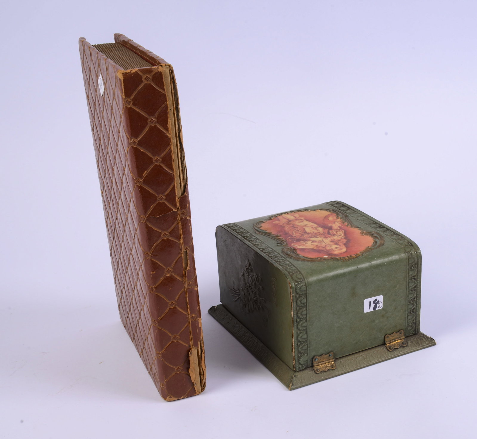 Two European Leather Embossed Boxes. - 3