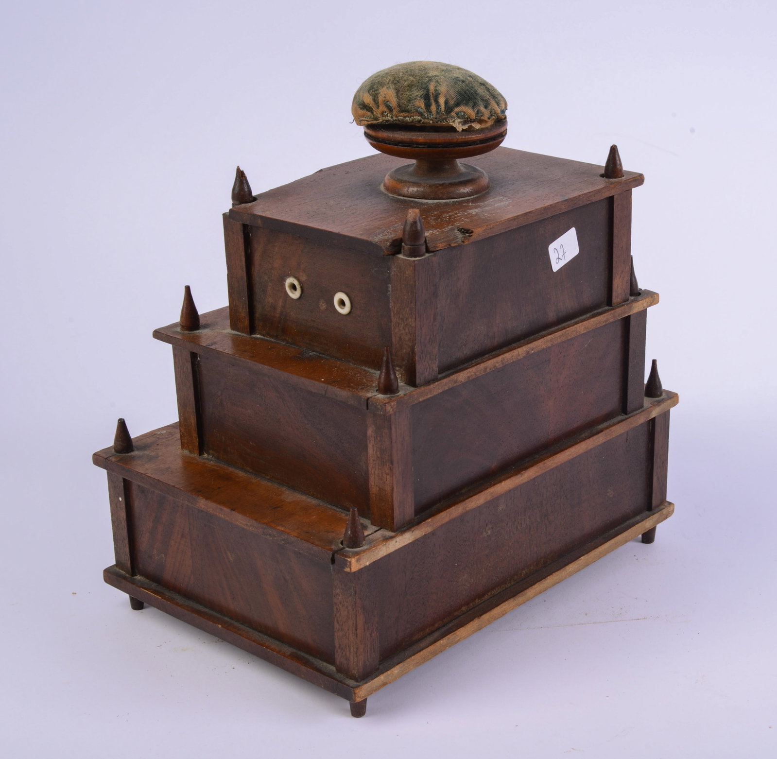 Shaker Sewing Box. - 5