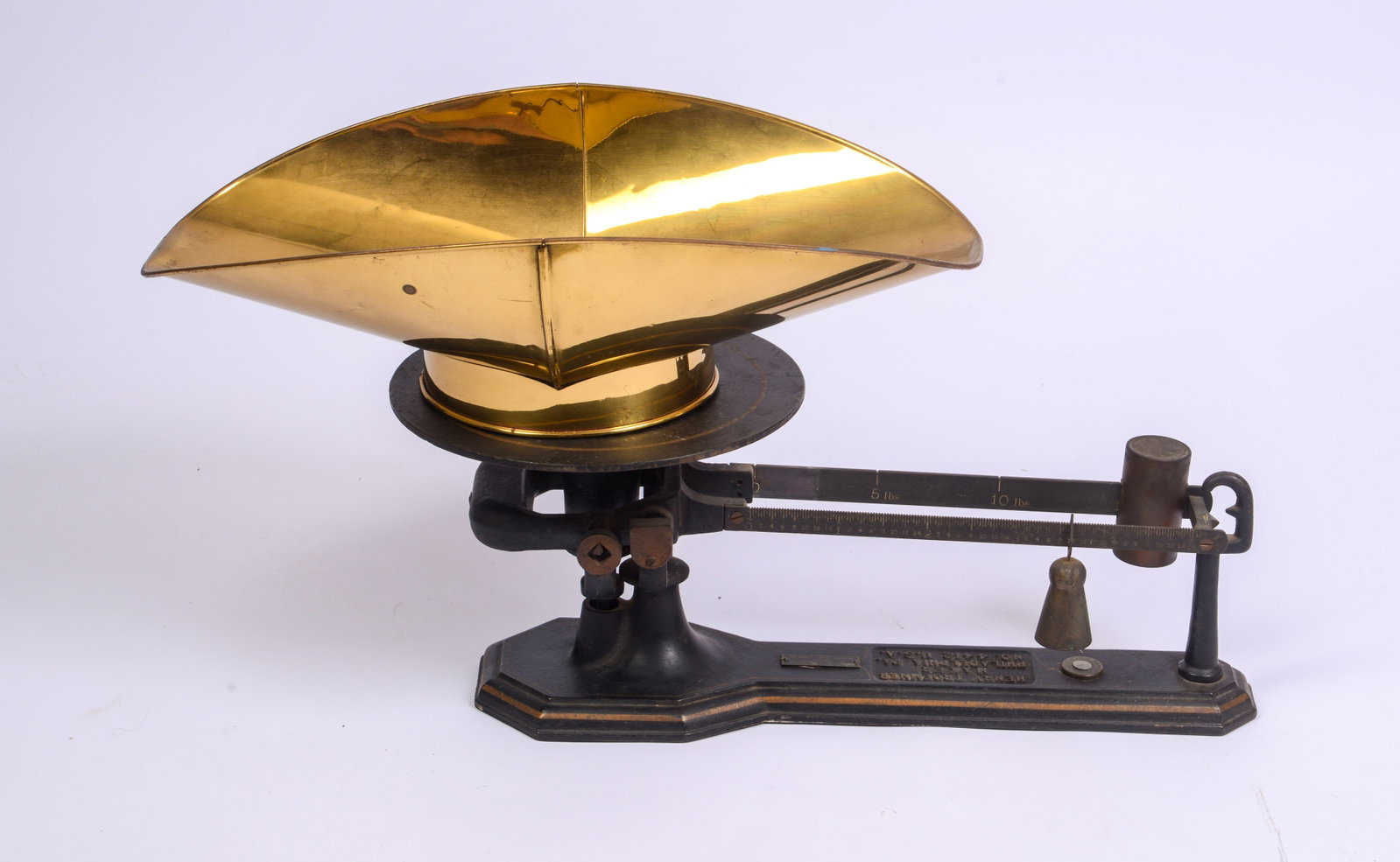 Henry Troemner No. 4412 Cast Iron Scale.: Length 24 inches.