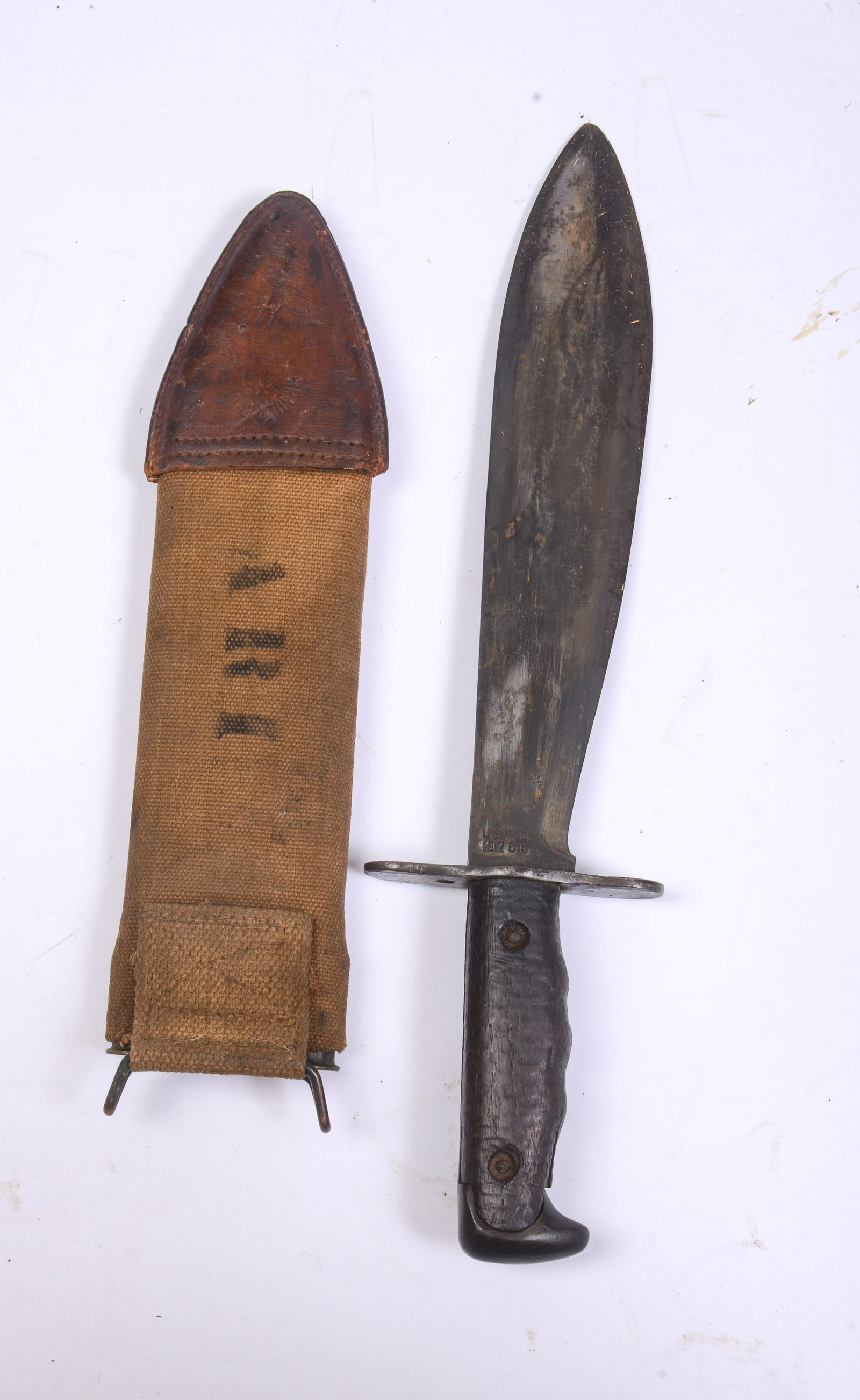 US Army Bolo Knife.: Marked US Mod 1917 CT, with sheath. Length 14.5 inches.