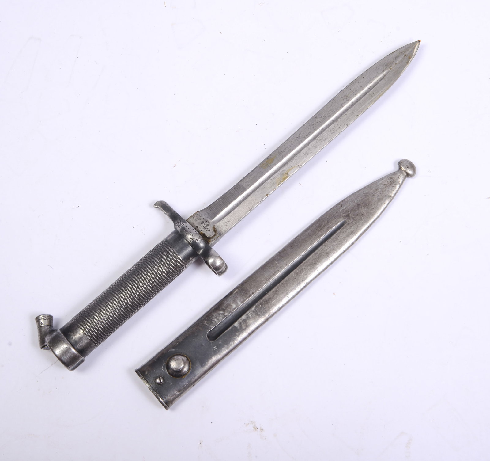 Swedish M1896 Bayonet.: Length 12.5 inches. With scabbard.
