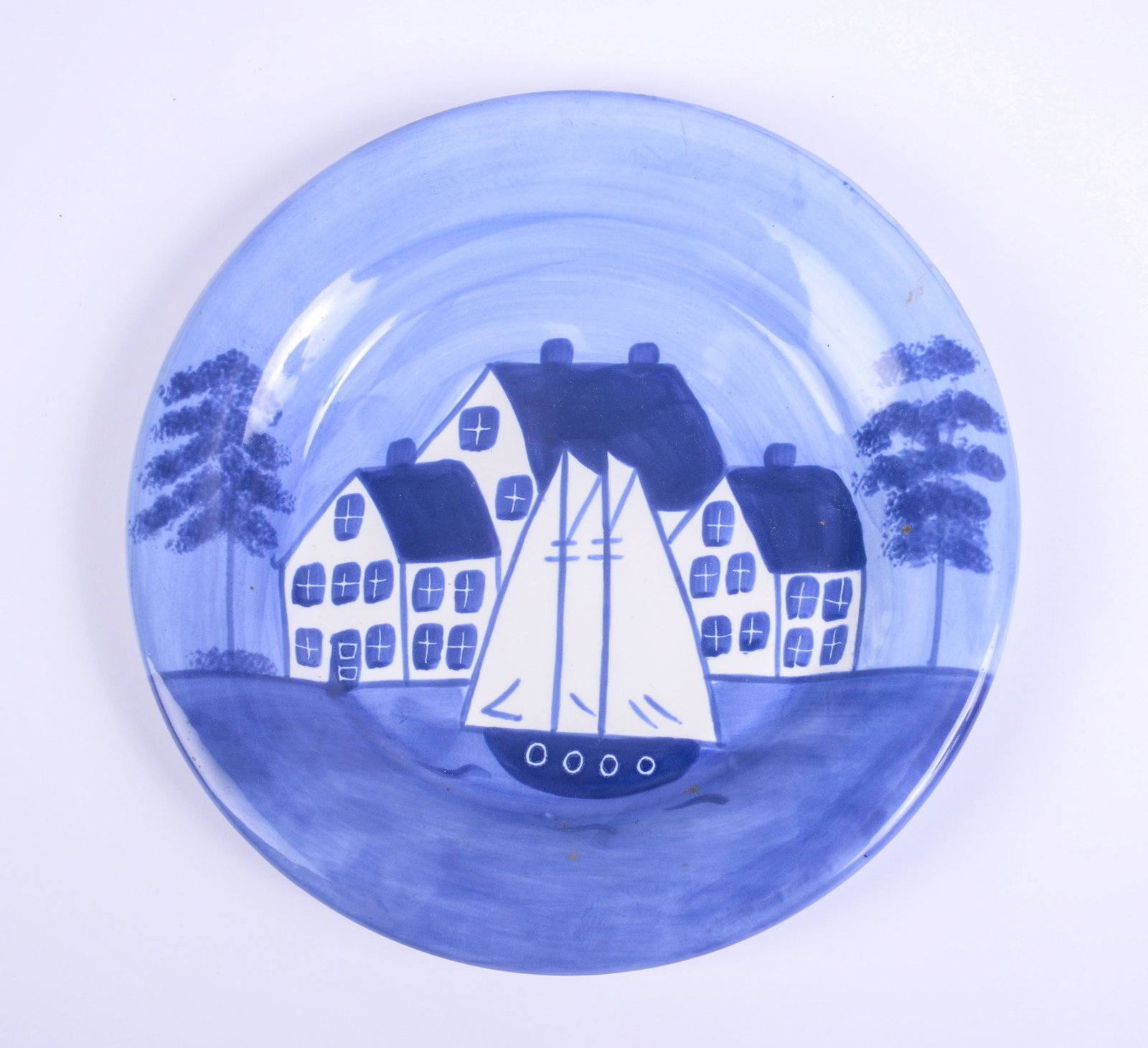 Victoria Rattigan Shard Pottery Plate.: Diameter 8.5 inches.