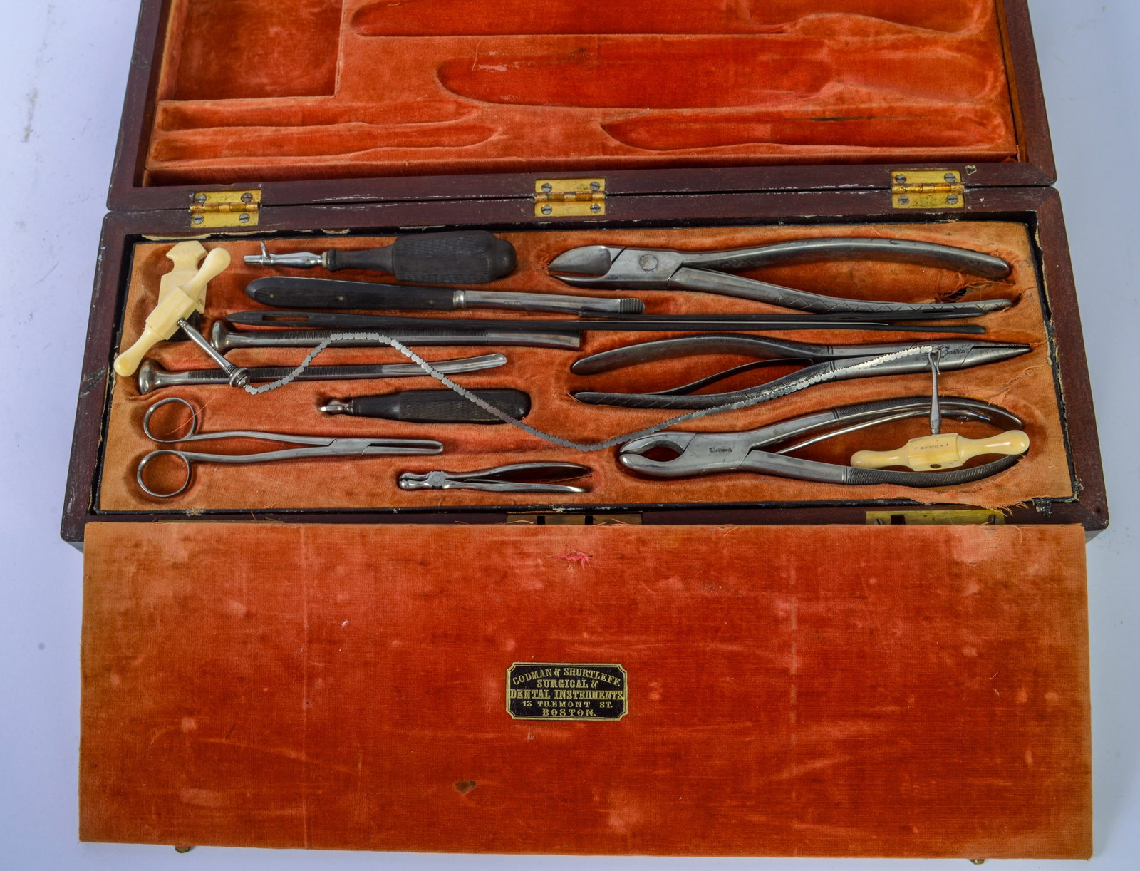 Goldman & Shurtleff Dental Instruments Case. - 3