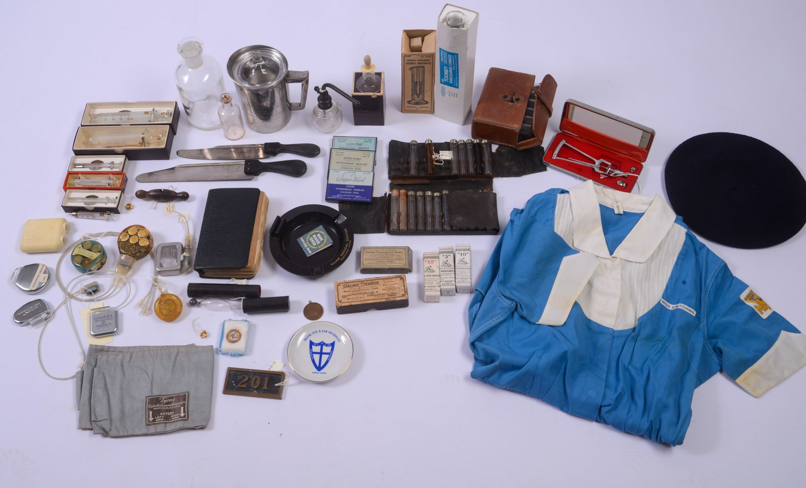 Collection of Old Medical Implements. (1 of 9)