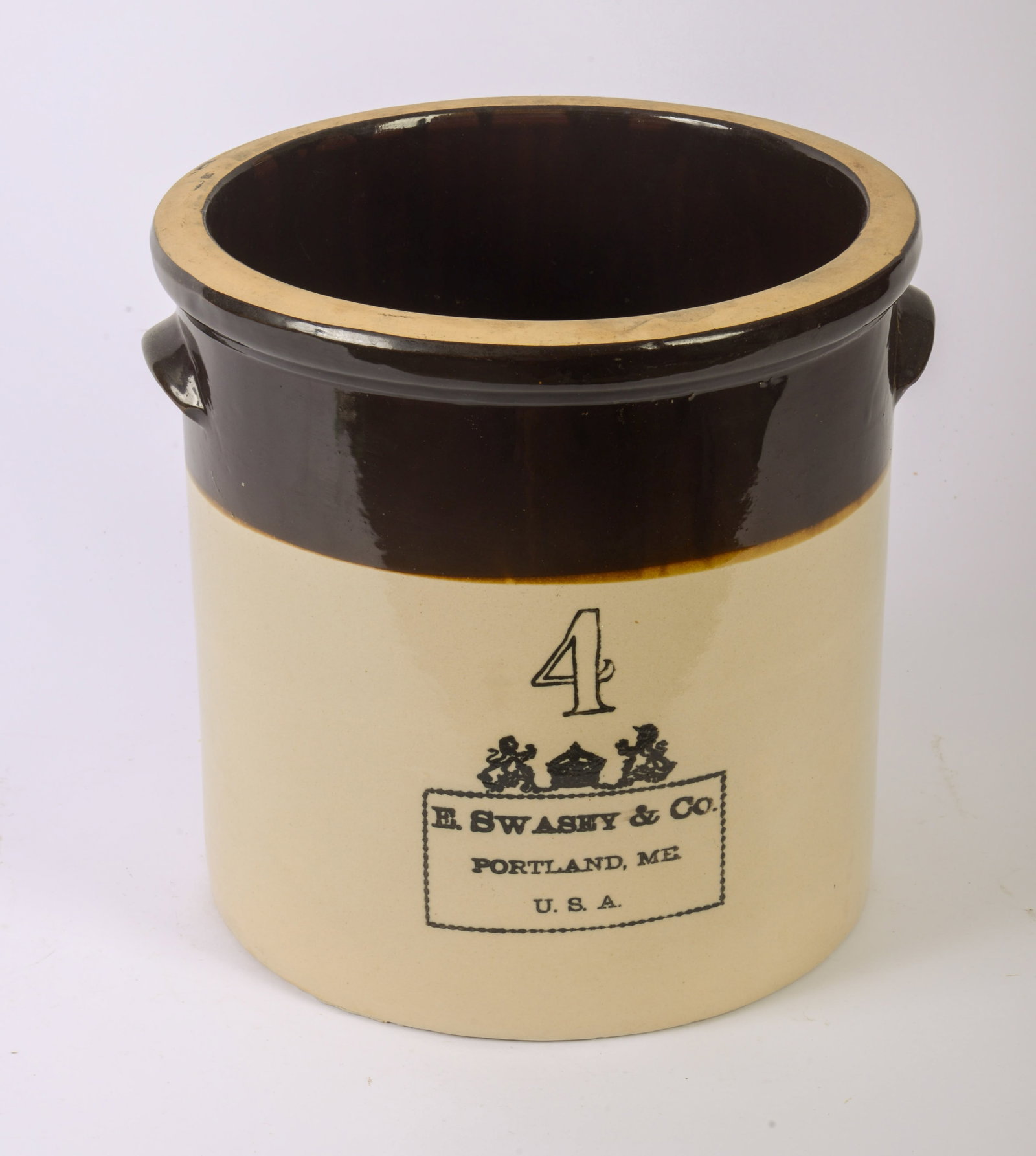 E. Swasey 4 Gallon Stoneware Crock. (1 of 3)