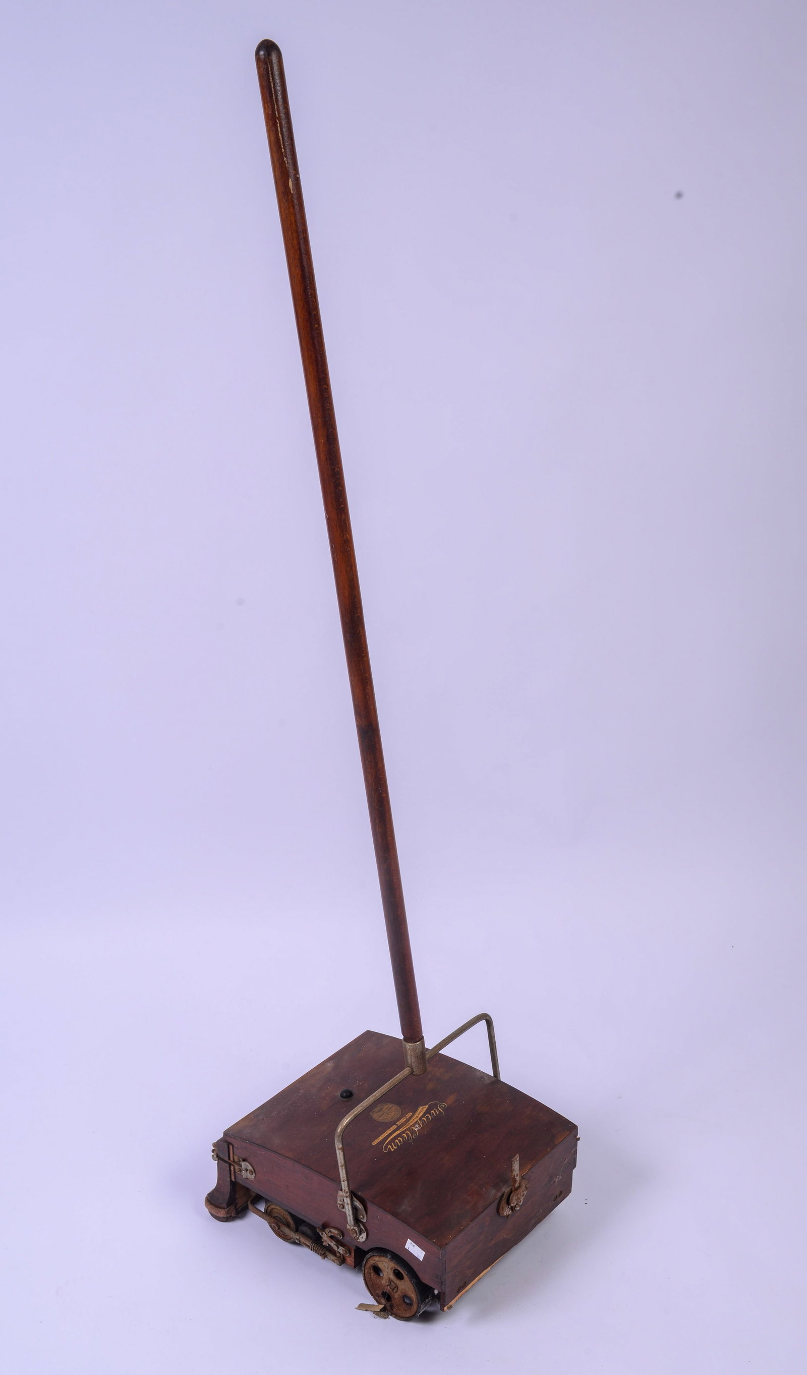 Sweep Clean Carpet Cleaner. - 3