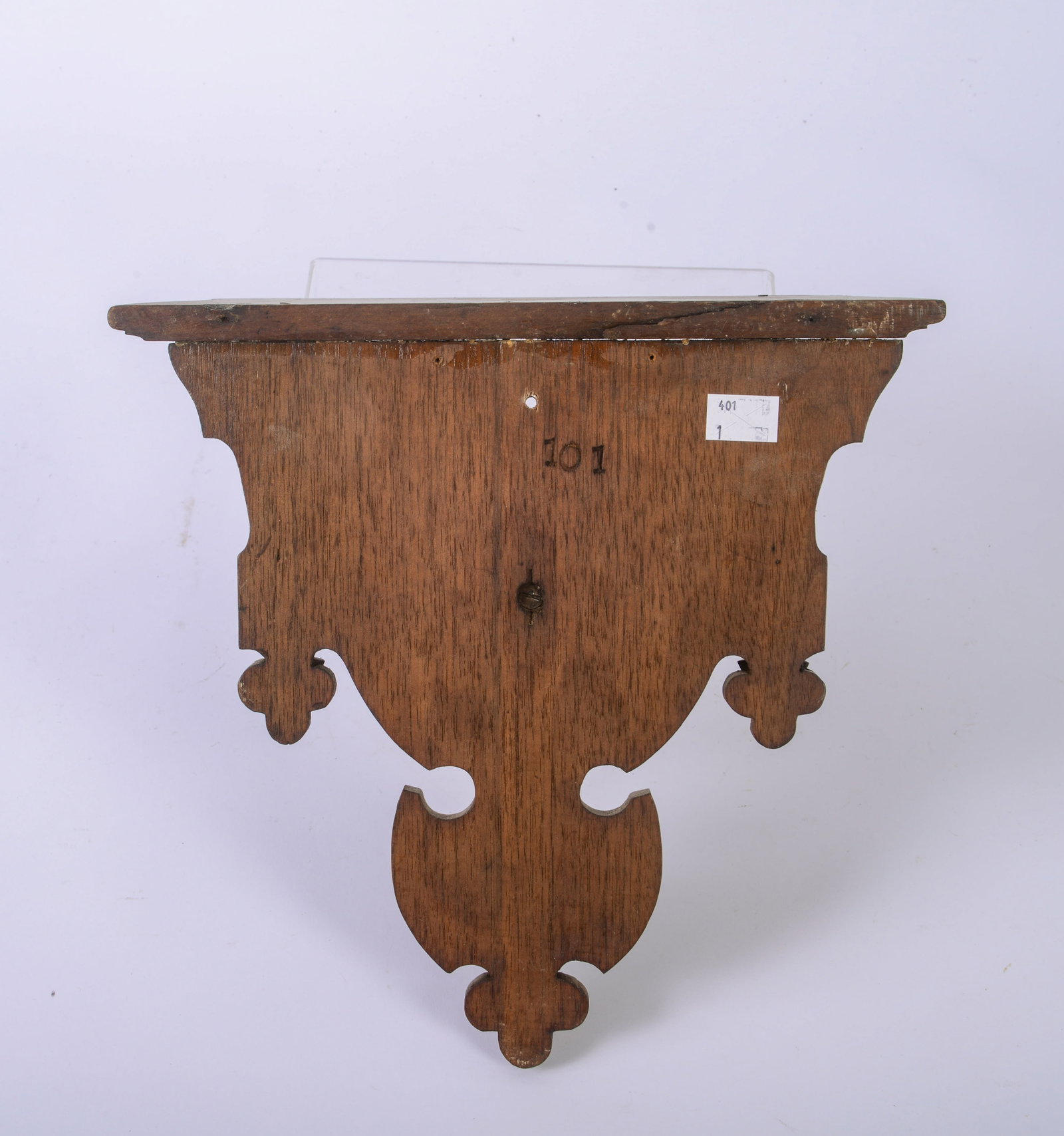 Small Wall Shelf With Cow. - 3