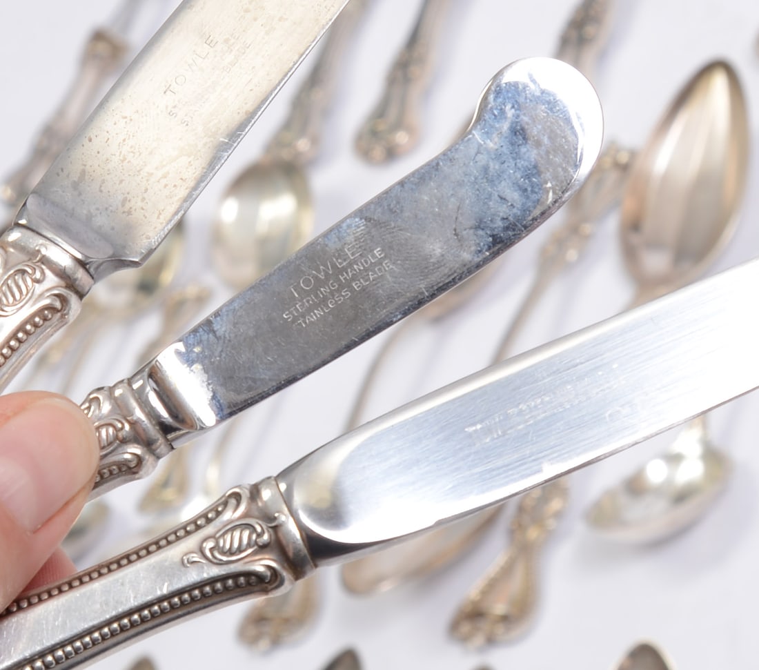 Towle Sterling Silver Flatware Service. - 2