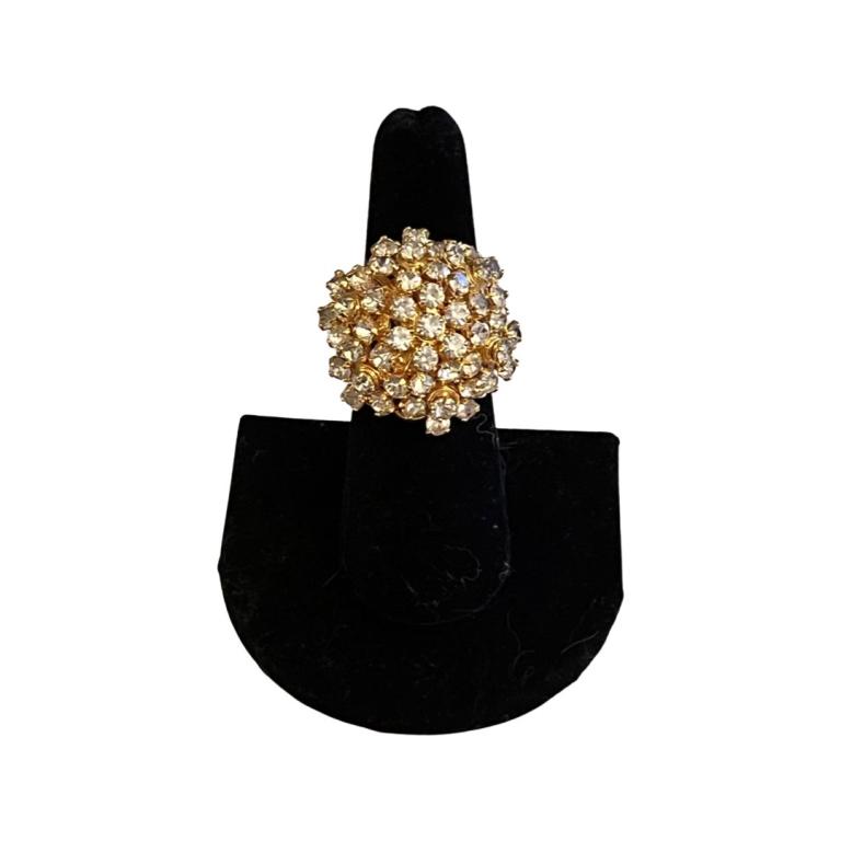 Dozens of Diamonds Star Cluster 14K Gold Ring (1 of 4)