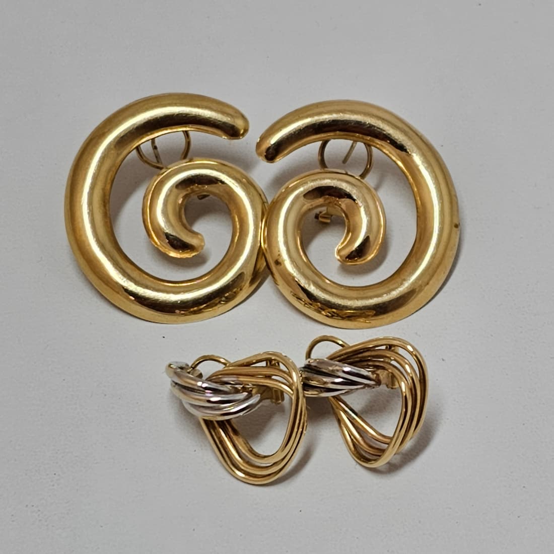 Two pairs of 14k Earrings (1 of 2)