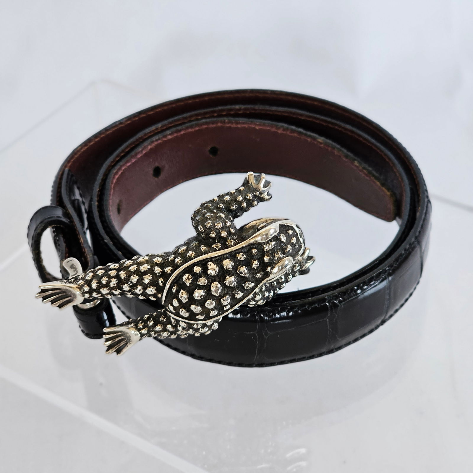 Kieselstein cord belt buckle top