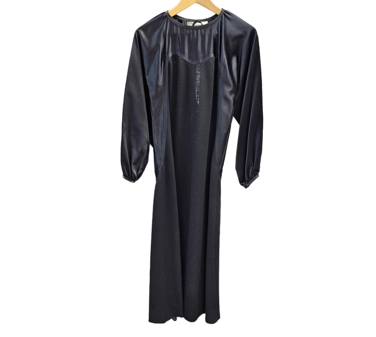 Geoffrey Beene Black Knit and Satin Raglan Sleeve Dress: Geoffry Beene knit and satin black long sleeve dress with elasticized wrists and open back.