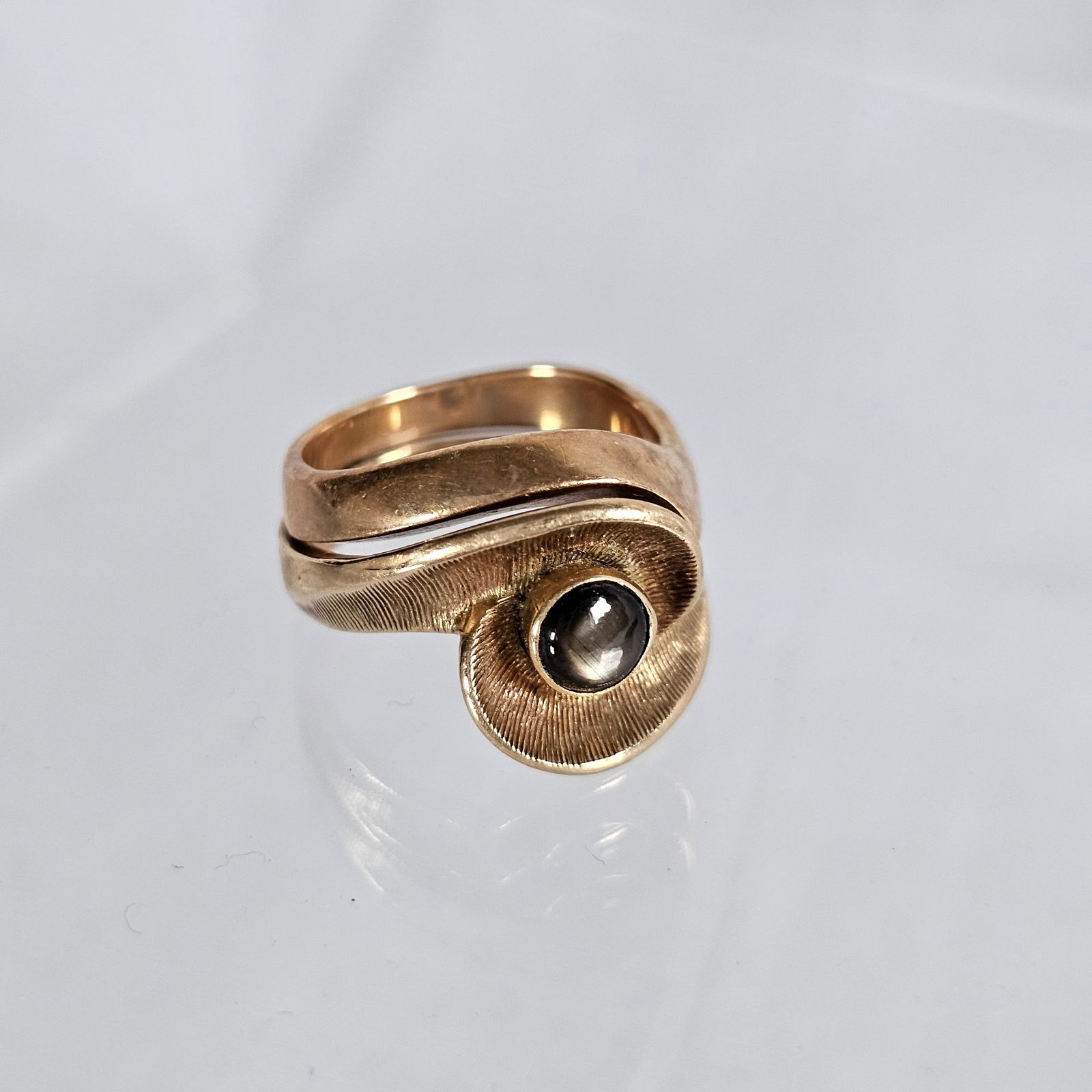 Black Star Sapphire, 14k Yellow Gold Rings (1 of 14)