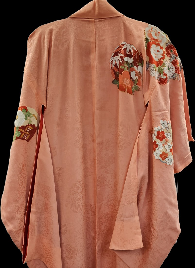 Pink Kimono with Embroidered Flowers and Accessories (1 of 1)