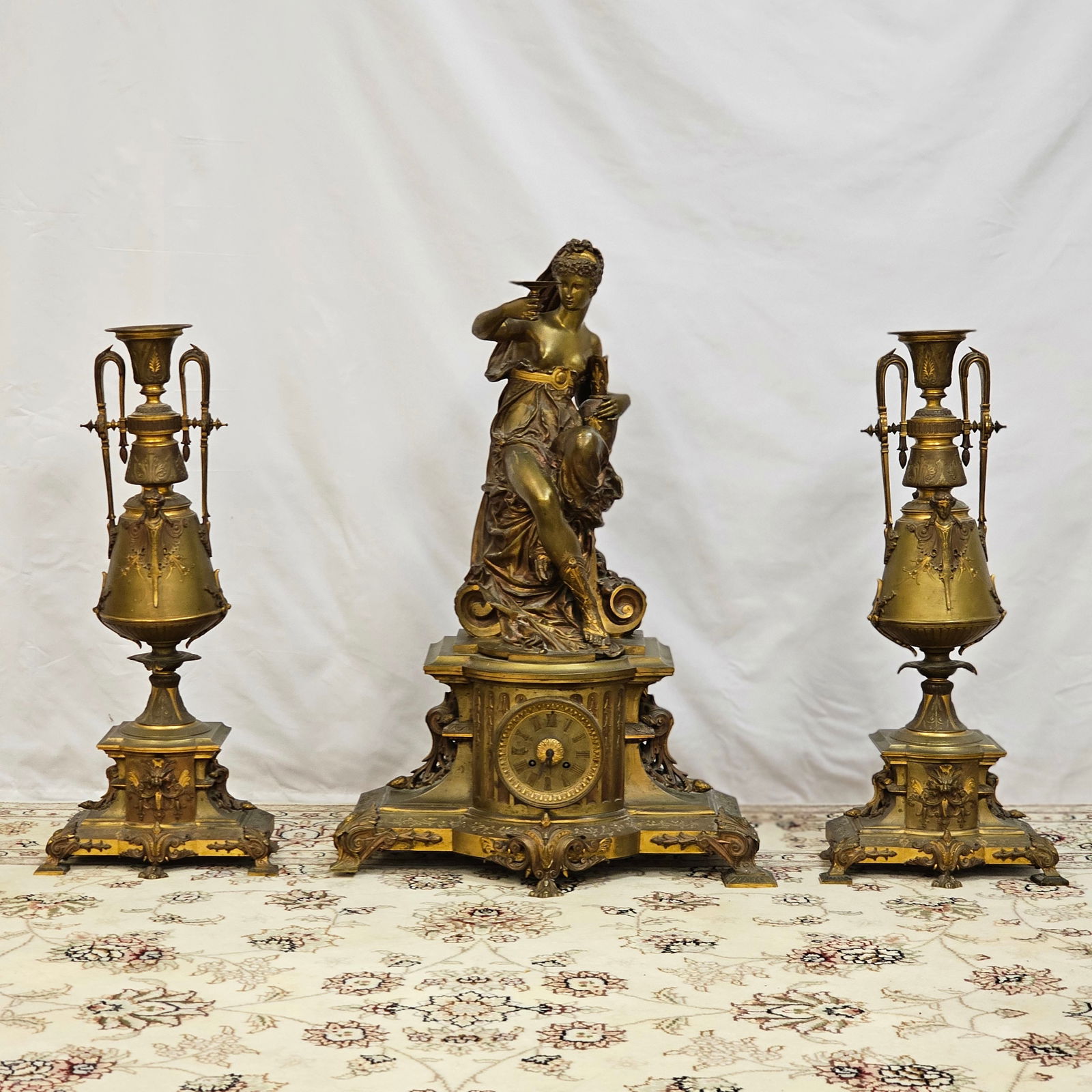 Albert Ernest Carrier Belleuse Garniture Set (1 of 10)