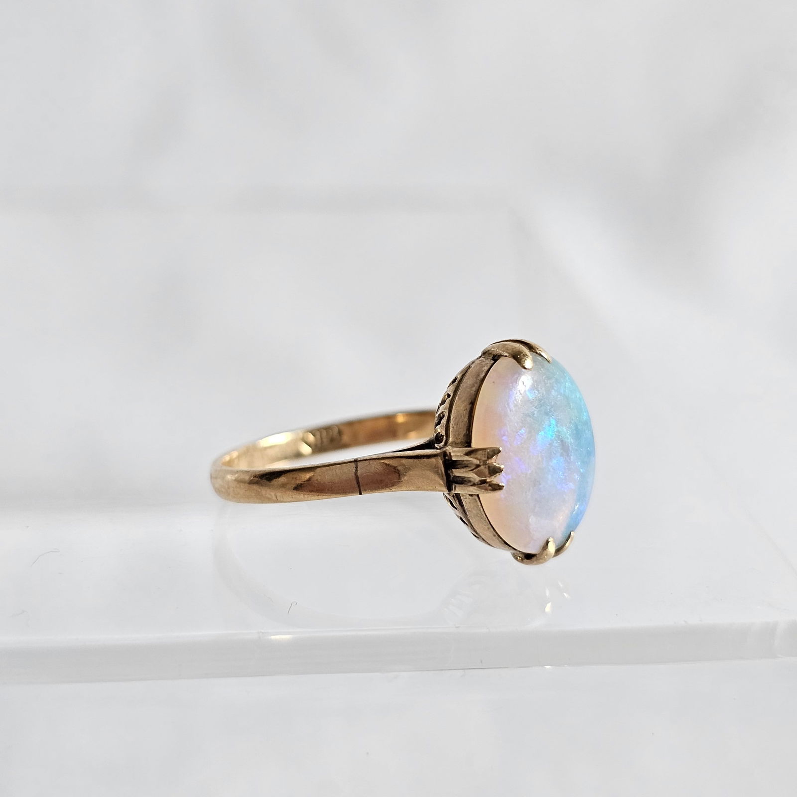 Opal, 14k Yellow Gold Ring (1 of 7)