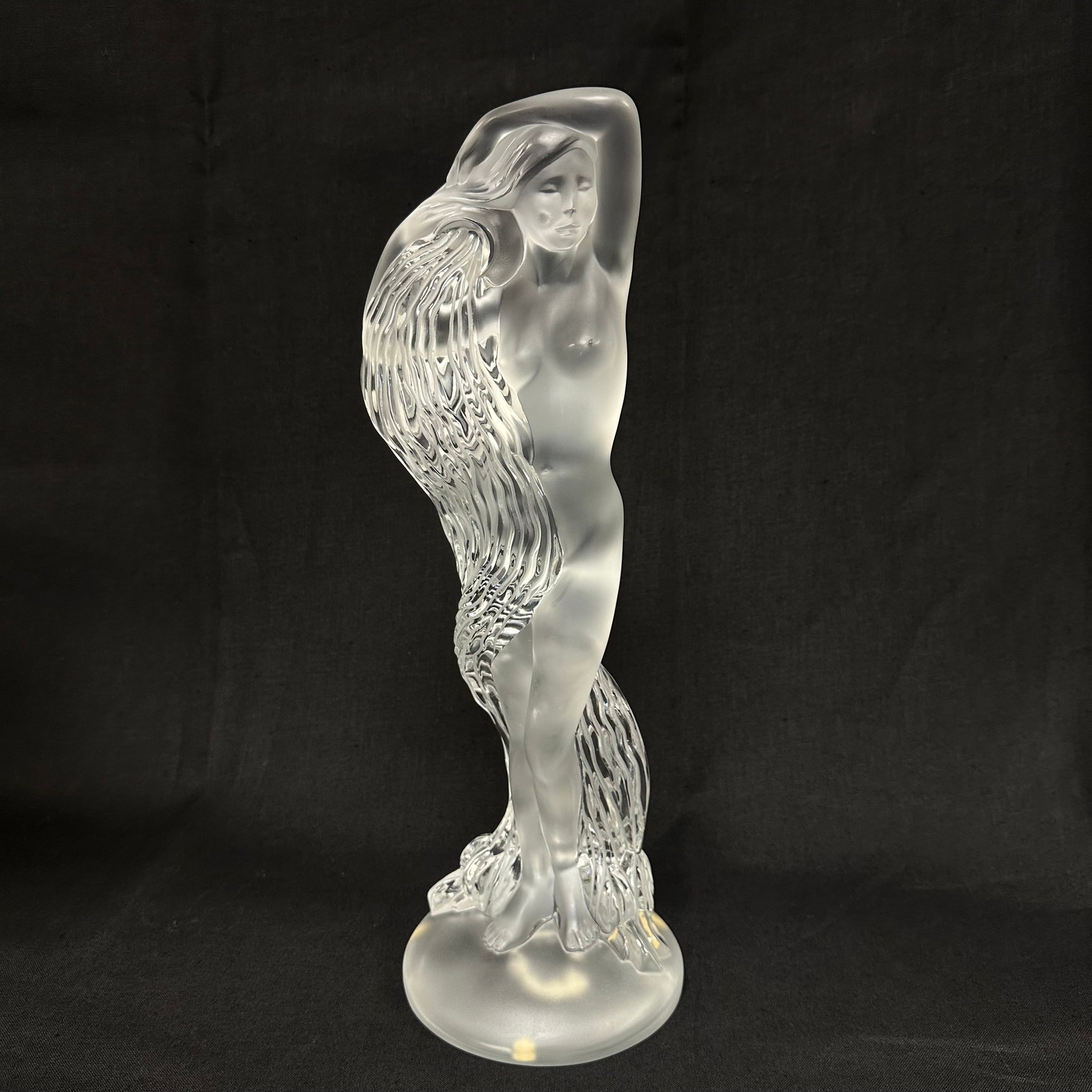 Lalique France "Grande Nue Nereides" Figure, 32/999: Lalique France "Grande Neu Nereides" figure, female nude form carrying water vessel, limited edition number 32 of 999, signed beneath, with certificate and box. Condition is good.
