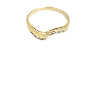 Diamond, 18k Yellow Gold Ring