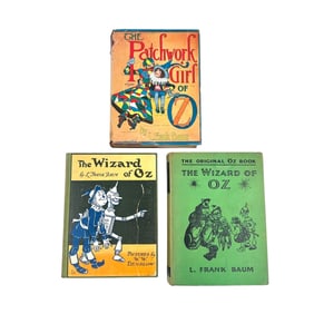 Grouping of Wizard of Oz Vintage Books