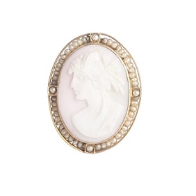Shell Cameo, Seed Pearl, 14k Yellow Gold Ring