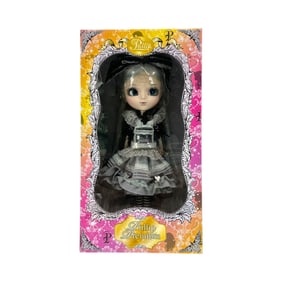 Pullip Premium Romantic Alice Monochrome Doll, PA102911