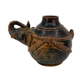 A Clay Elephant Decoration Vessel