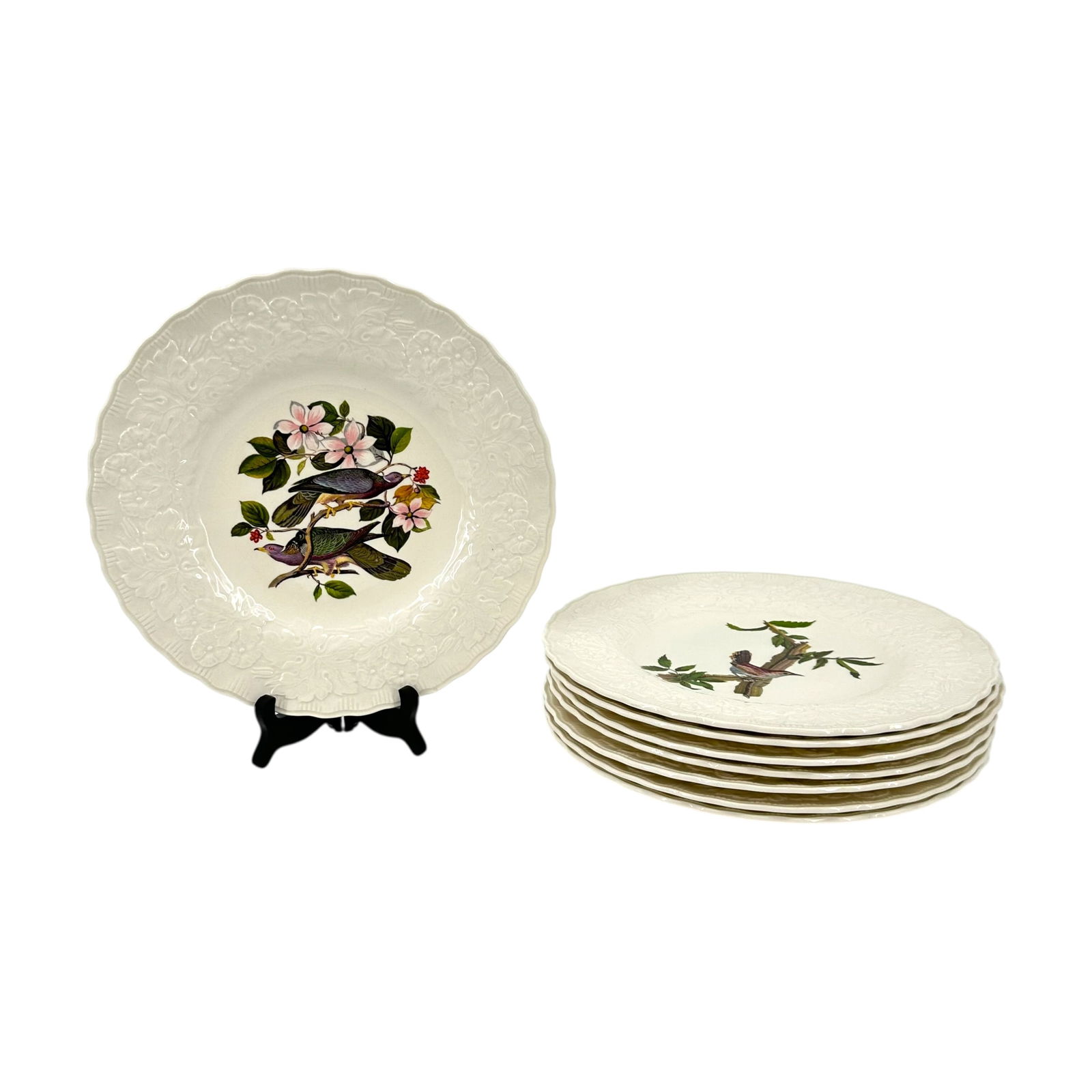 (Lot of) 8 Alfred Meakin "Audubon's Birds of America" Dinner Plates: (Lot of) 8 Alfred Meakin England dinner plates featuring images from Audubon's Birds of America folio: Plate 367 - Band-tailed pigeon, Plate 168 - Fork-tailed Flycatcher, Plate 79 - Kingbird, Plat