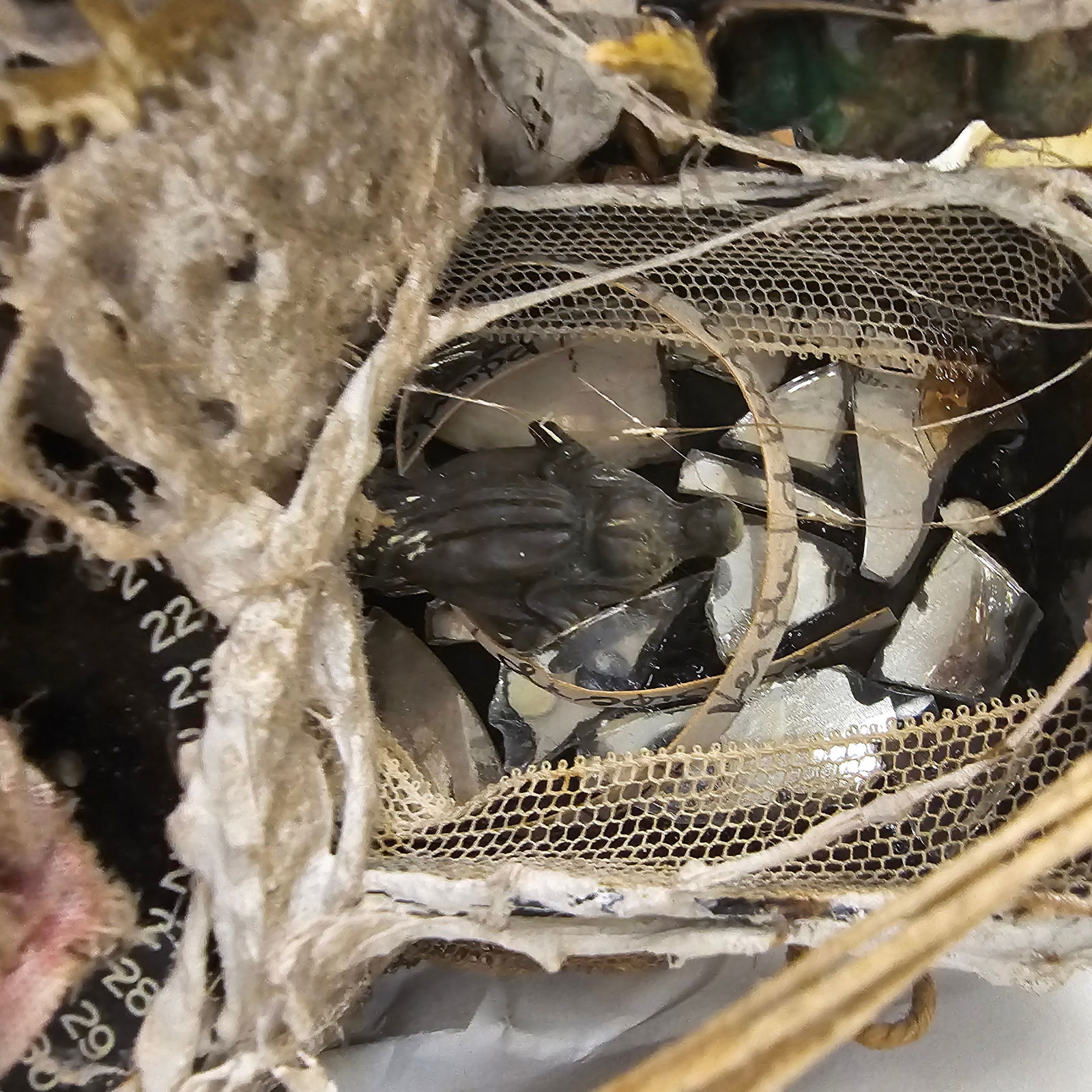 Assemblage Tramp Art 'Clock' - 11