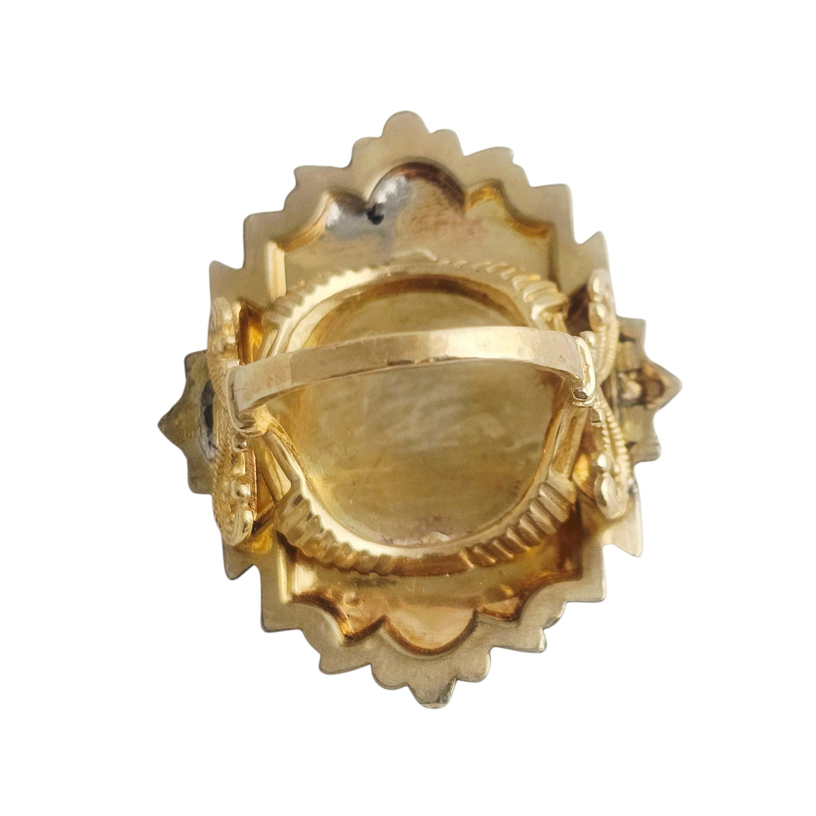 Shell Cameo, 14k Yellow Gold Ring - 4