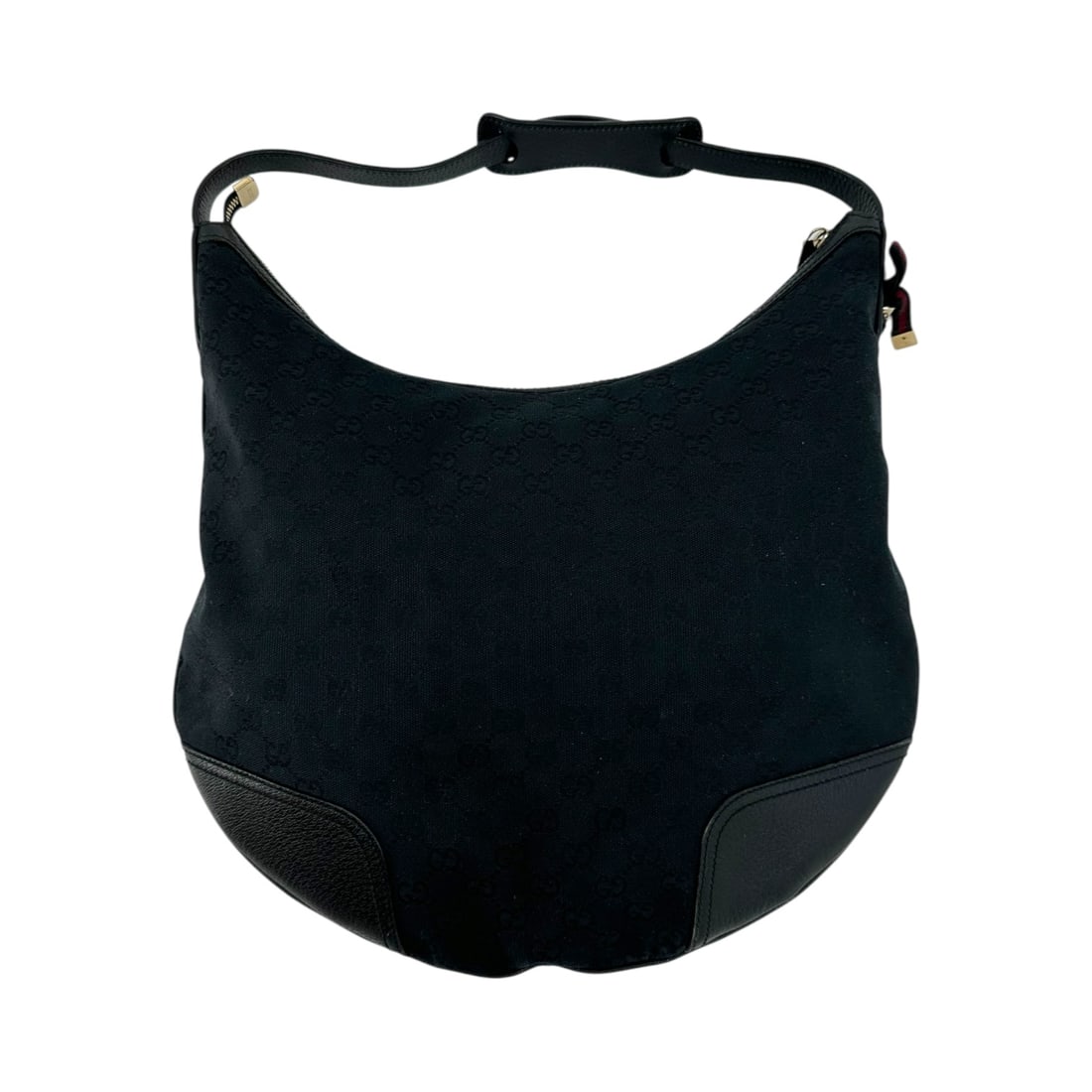 Black Gucci GG Canvas Princy Shoulder Bag: 12"h x 15"w x 1"d, Shoulder Strap Drop 13"Lots are sold as-is. Please inquire for any additional details/condition report ideally 48 hours prior to auction. Absence of a