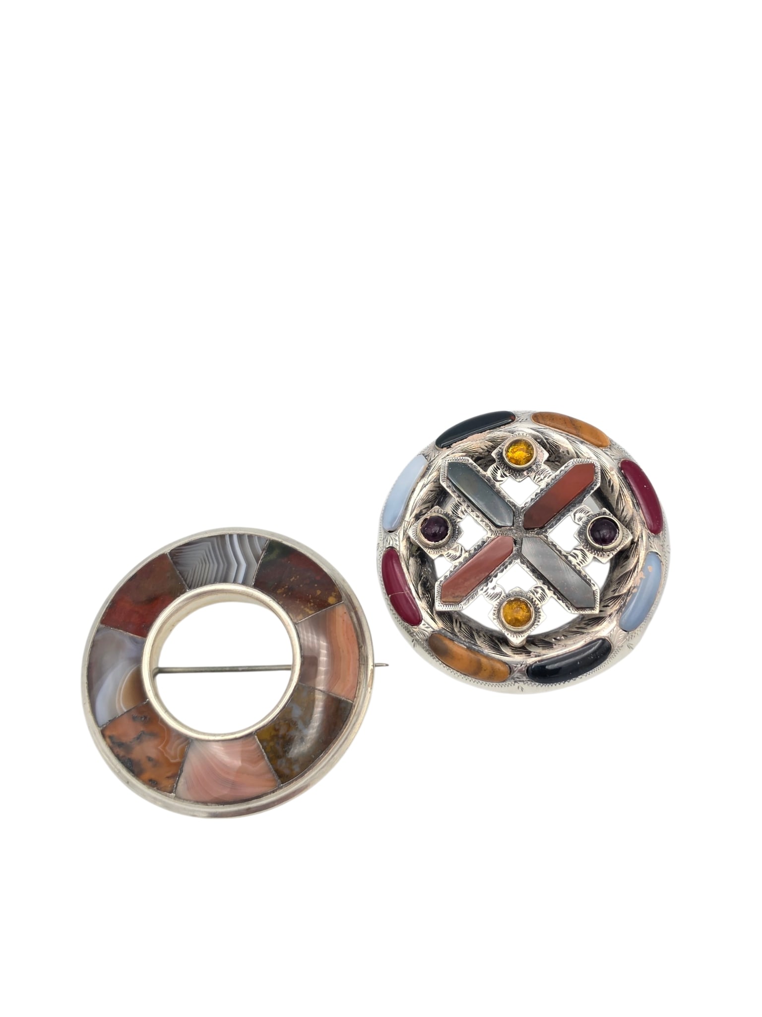 Collection of Two Victorian Scottish Agate Brooches (1 of 6)