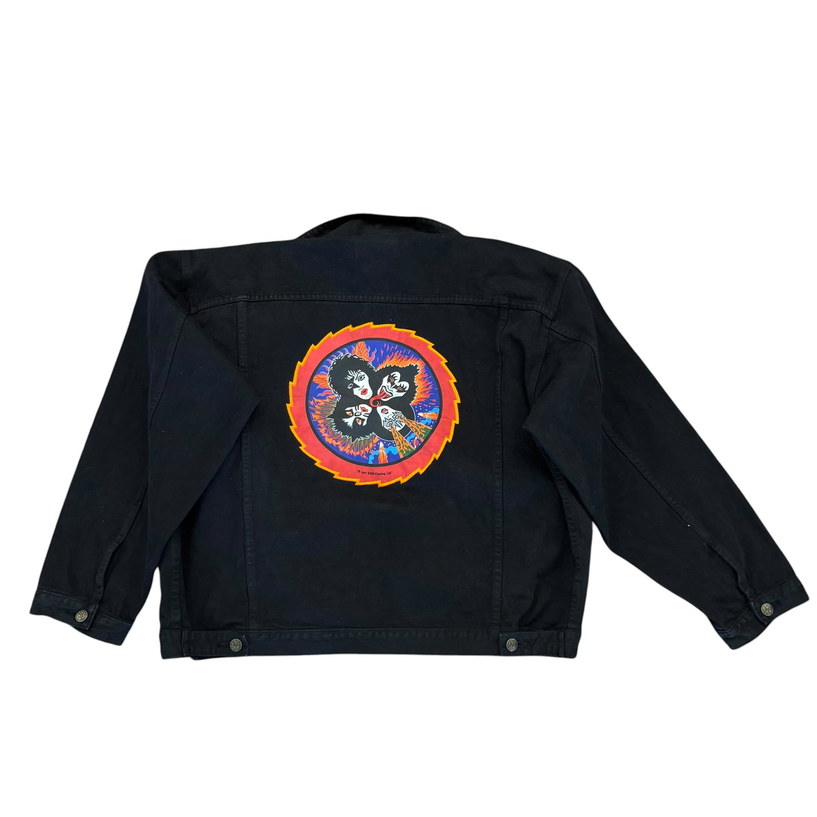 Kiss catalogue denim jacket and Led Zeppelin denim jacket: (Lot of) 2 jackets: one KISS catalogue denim jacket and one Led Zepplin denim jacket. Sizes will be updated soon. Condition is good.