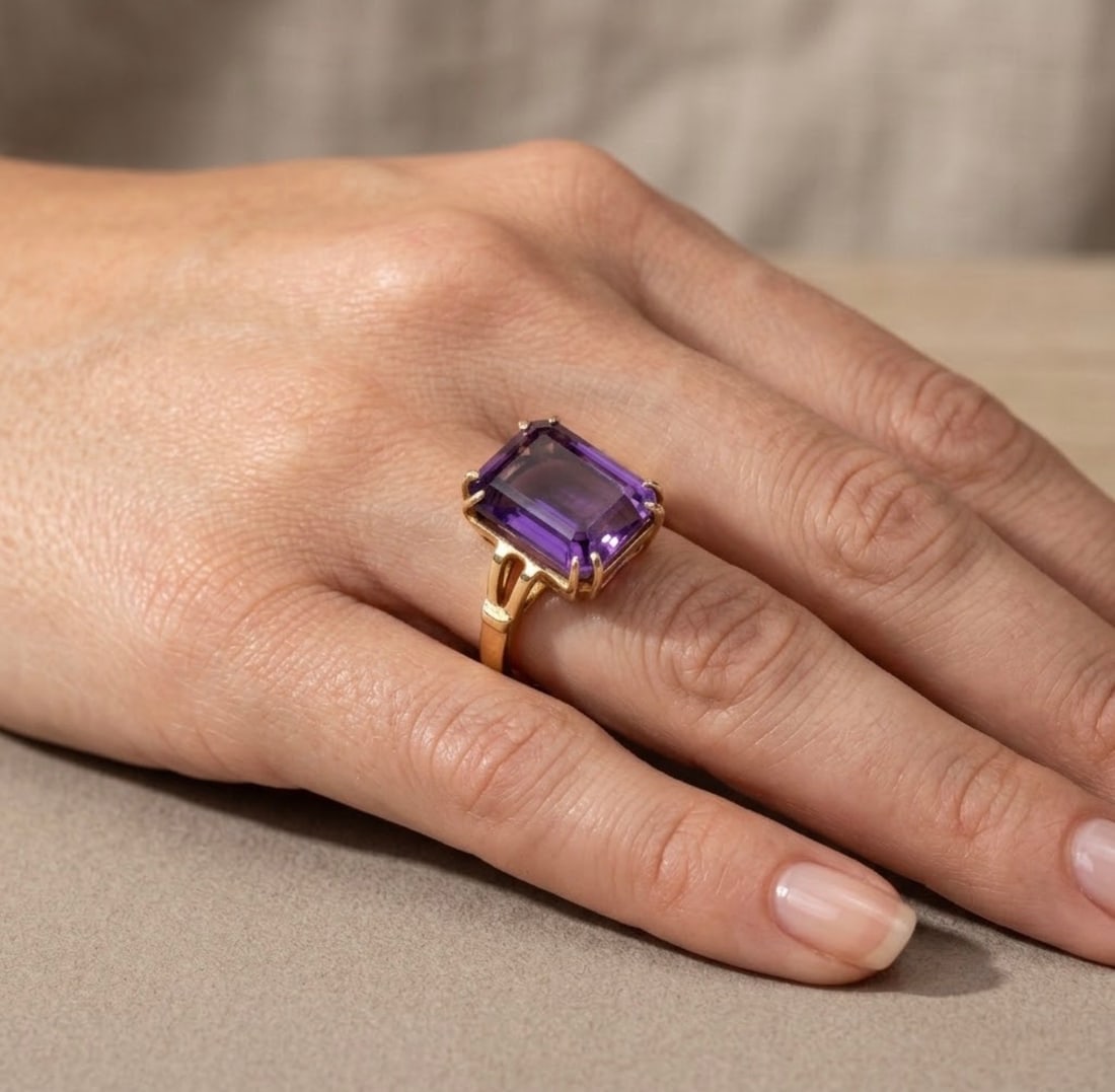 Amethyst, 14k Yellow Gold Ring - 6